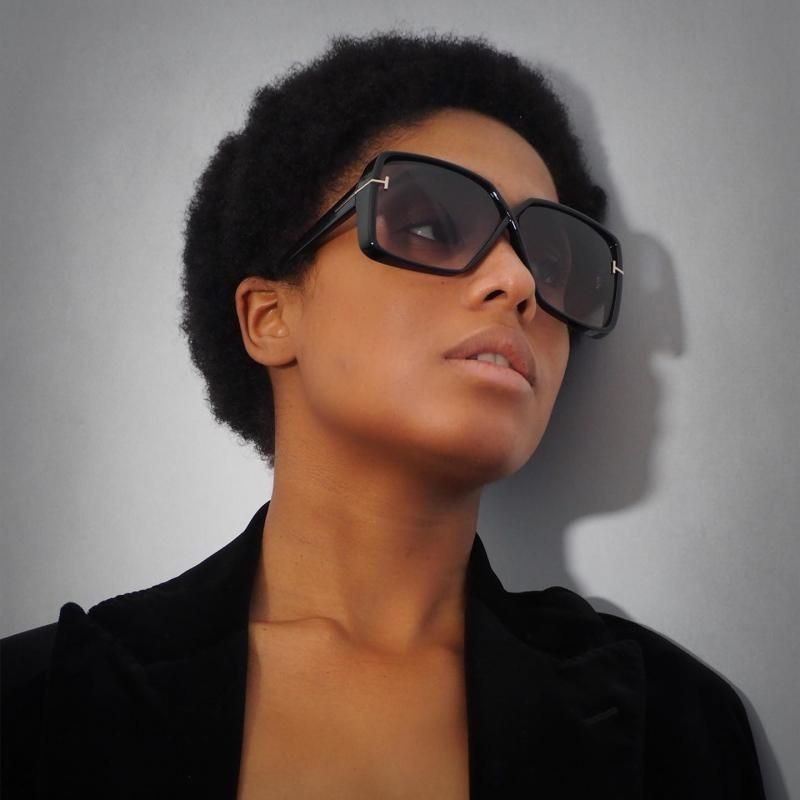 Tom Ford NEW TOM FORD SUNGLASSES YVONNE TF1117 66G WOMEN FT1117 66G Size ONE SIZE - 4 Thumbnail