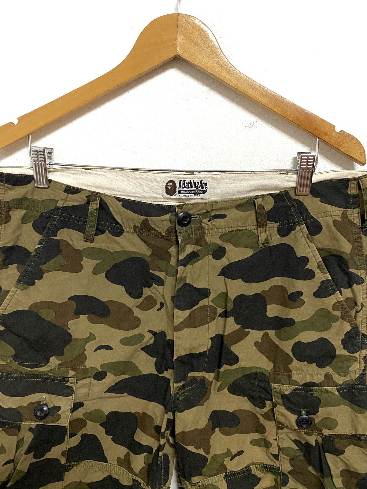 Bape BAPE A Bathing Ape 1st Camo Short Cargo Pants Size US 36 / EU 52 - 2 Thumbnail