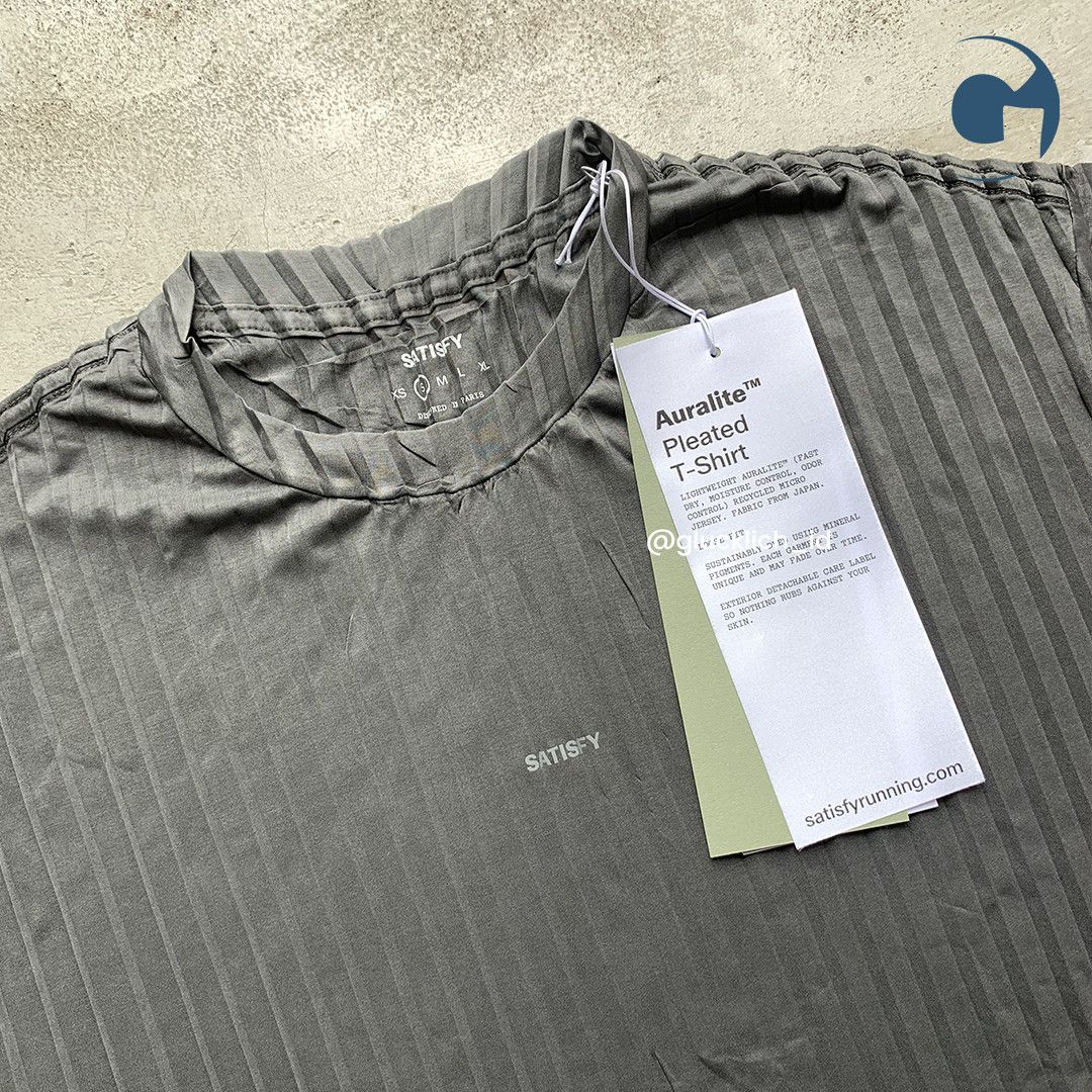 Satisfy Satisfy, AuraLite™ Pleated T-Shirt Mineral Graphite Size US S / EU 44-46 / 1 - 3 Thumbnail