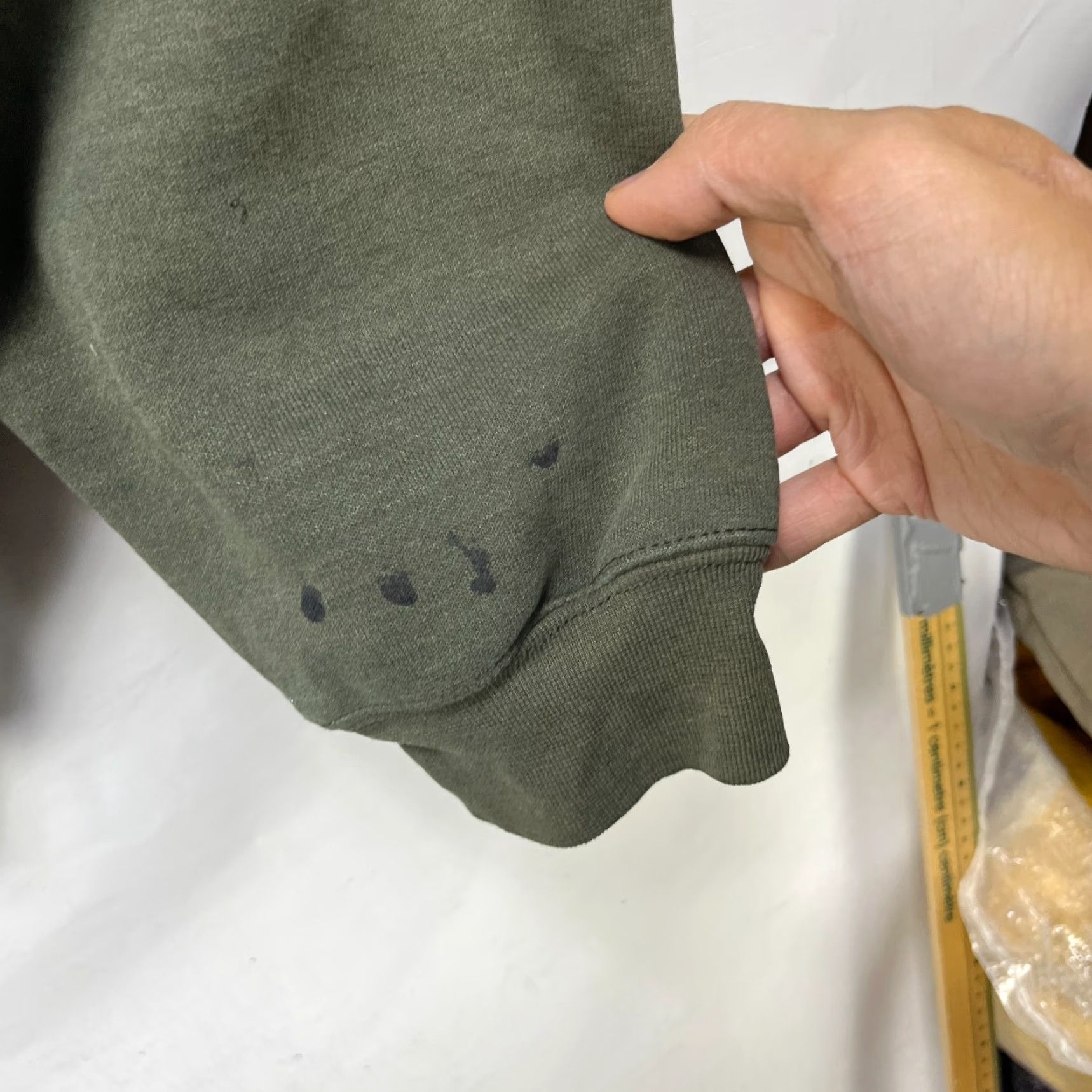 Carhartt VINTAGE Carhartt Sweatshirt 90s Solid Olive Green L Mens Pullover Crew Neck Long Sleeve Cotton Fleece Logo Size US L / EU 52-54 / 3 - 6 Thumbnail