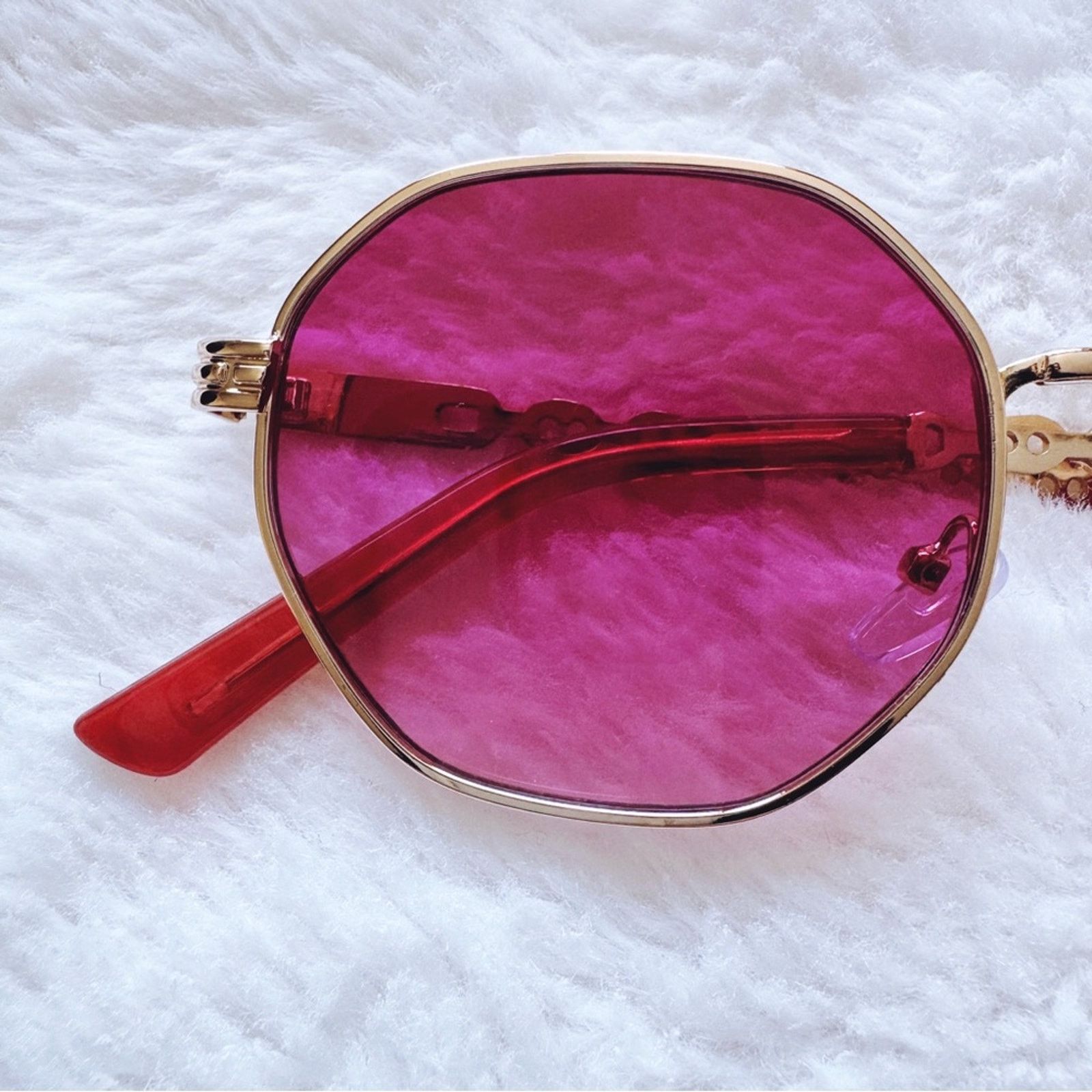 Other Phoebe Dark Pink Geometric Sunglasses Size ONE SIZE - 3 Thumbnail