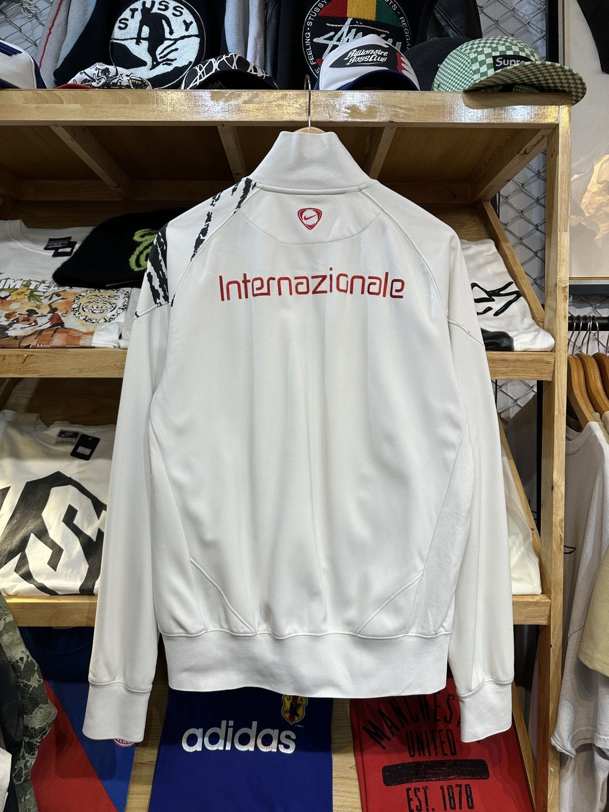 Nike Inter Milan 2009-10 "100th" Total90 Nike Track Jacket Size US M / EU 48-50 / 2 - 2 Thumbnail