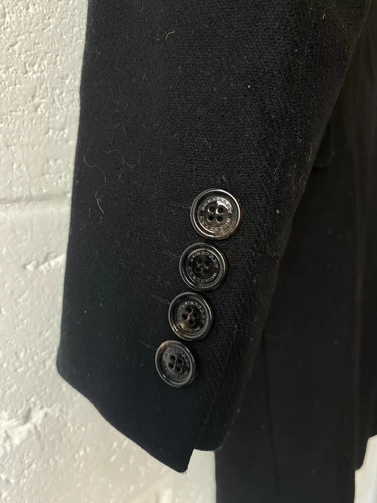 Burberry Burberry Black Wool Tailored Coat made and tailored in Italy Size US M / EU 48-50 / 2 - 8 Thumbnail