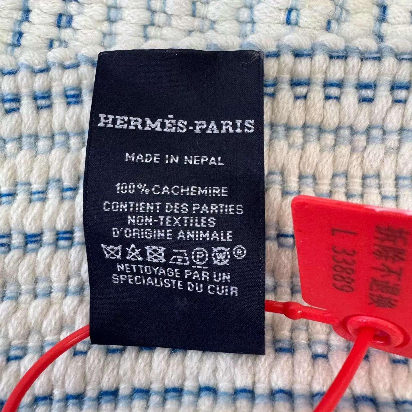 Hermes Hermes blue white vertical stripe cashmere blend scarf Size ONE SIZE - 4 Thumbnail