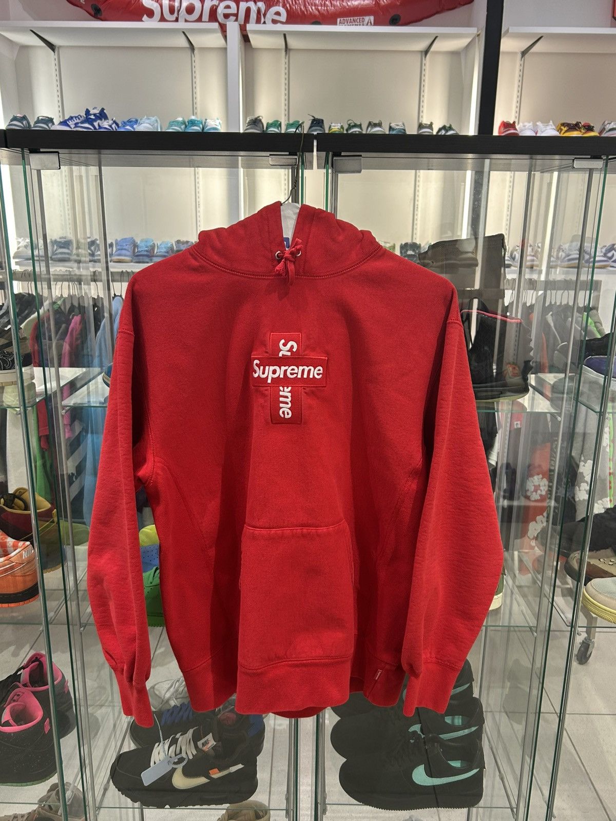 Supreme Supreme cross box logo red hoodie Size US L / EU 52-54 / 3 - 1 Thumbnail