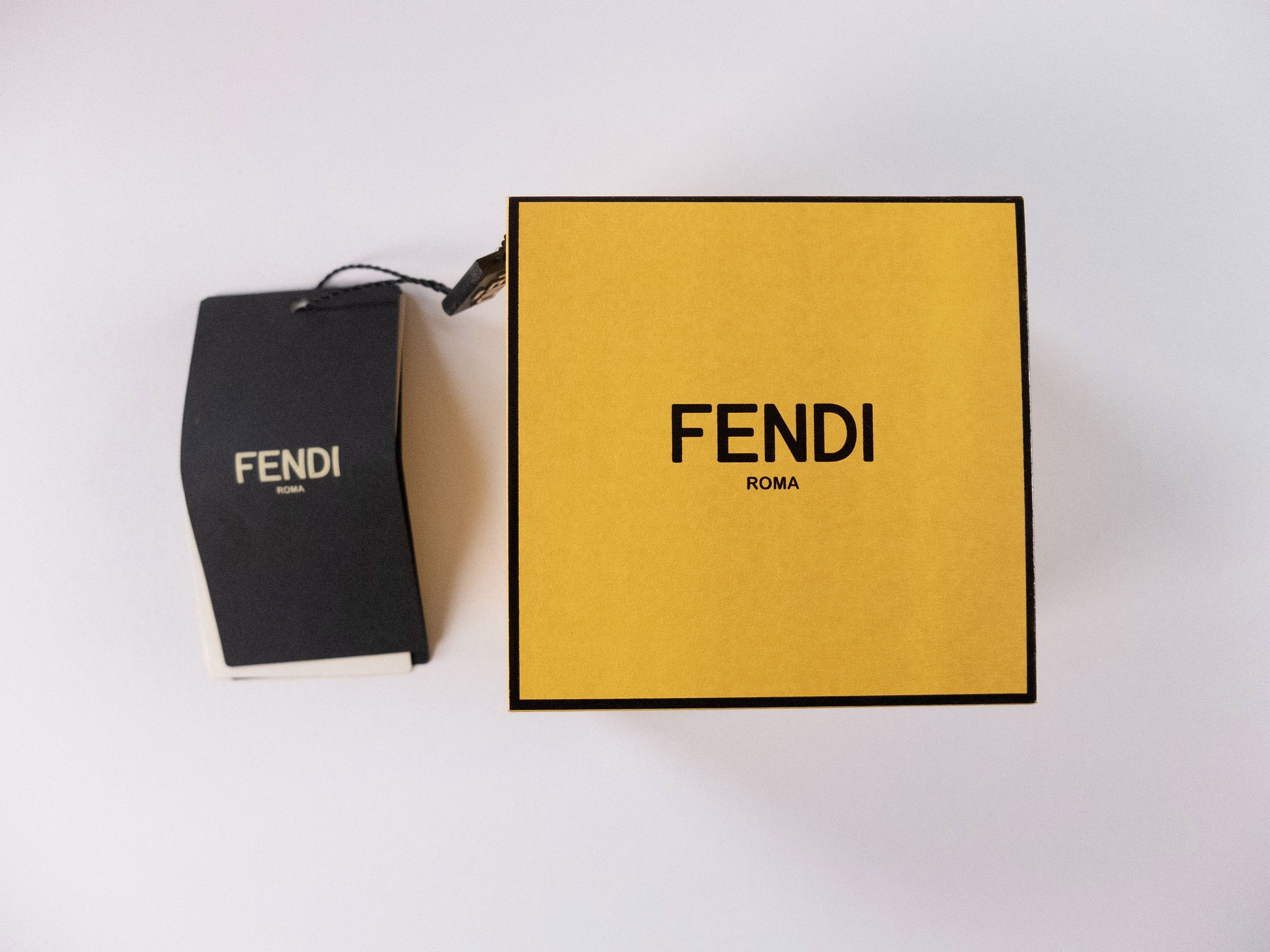 Fendi FENDI F logo metal gold tone earrings with crystals Size ONE SIZE - 8 Thumbnail