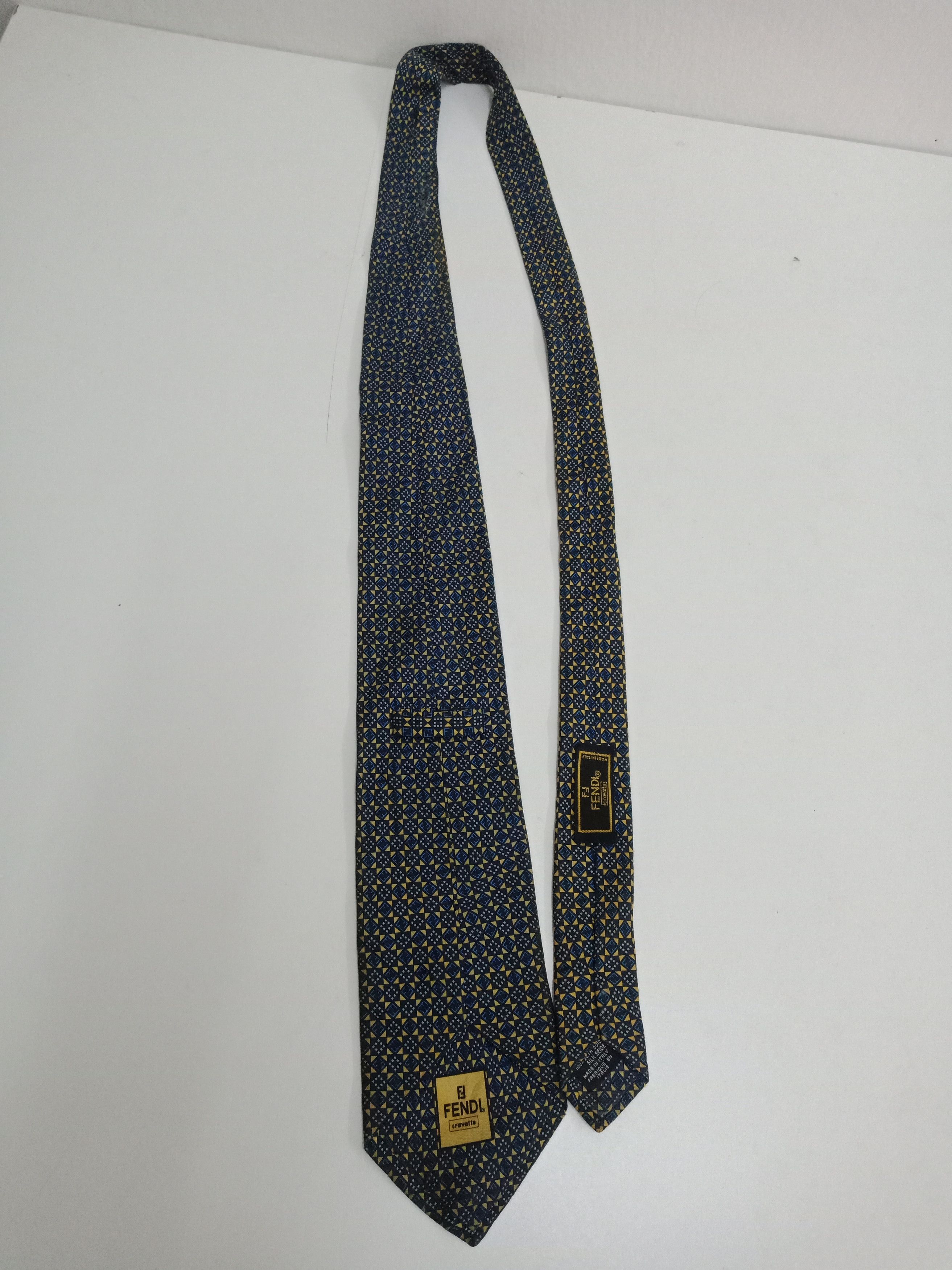 Fendi Fendi Monogram 100% Silk Made in Italy Size ONE SIZE - 2 Thumbnail