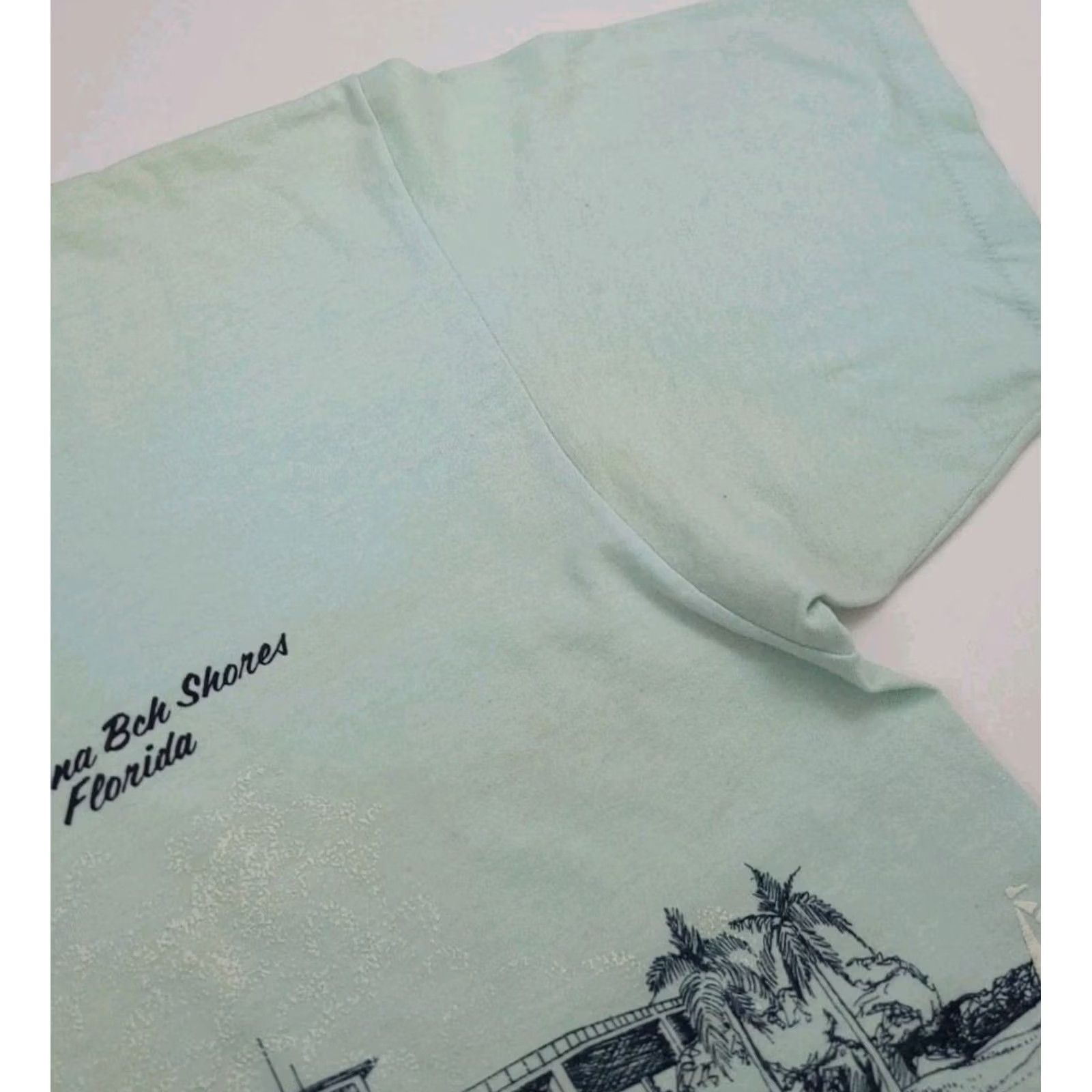 Hanes VINTAGE Hanes T-Shirt Daytona Beach Shores Bridge Art USA Green L Mens Short Sleeve Crew Neck 80s 90s Size US L / EU 52-54 / 3 - 5 Thumbnail