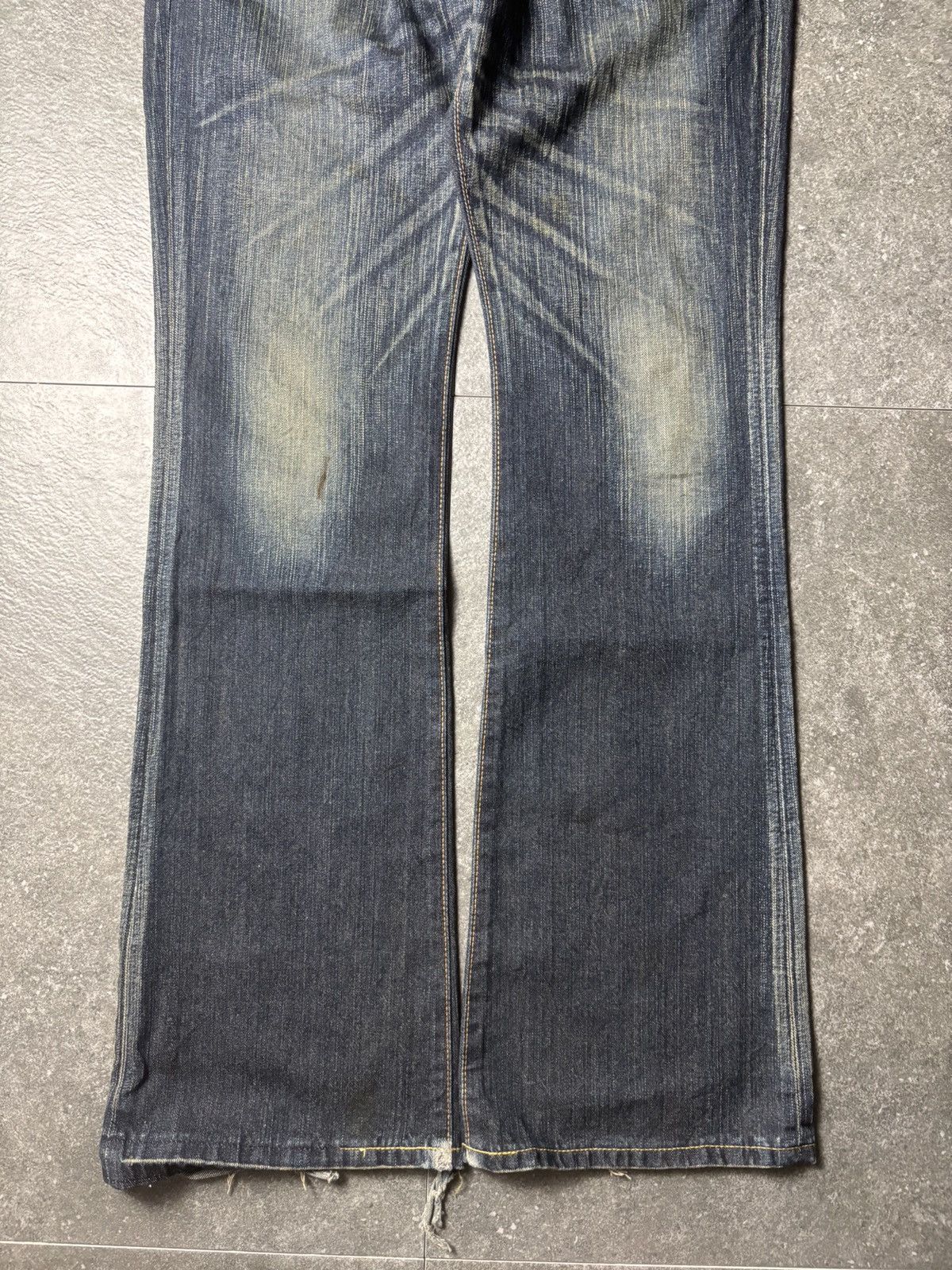 Edwin 2000s Edwin Japan Claw Marks Distressed Bootcut Jeans Size US 31 - 4 Thumbnail