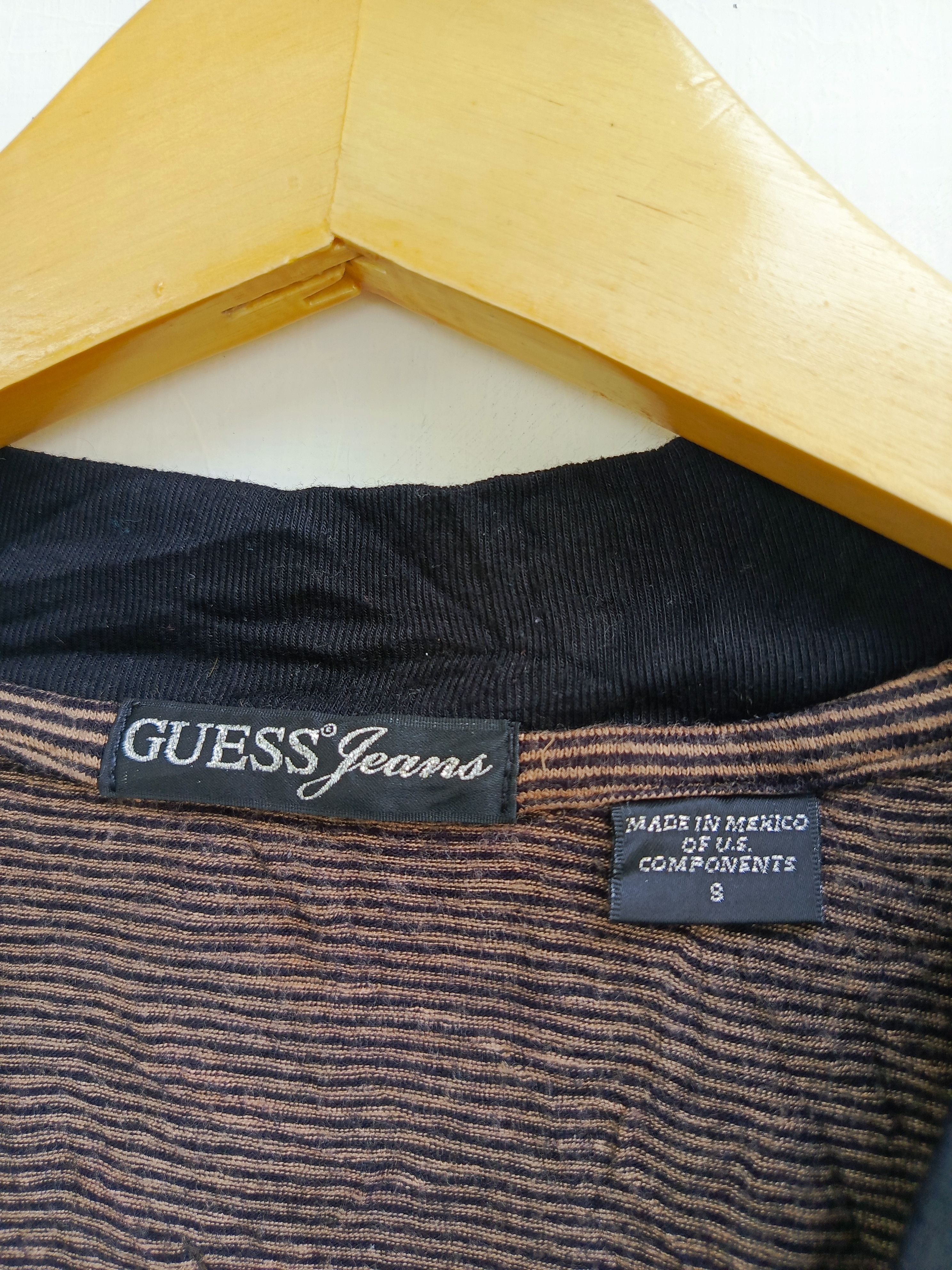 Designer × Guess Guess jeans short sleeve tshirt Size S / US 4 / IT 40 - 5 Thumbnail