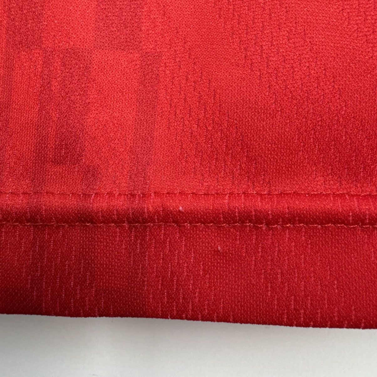 Umbro KASHIMA ANTLERS 1997 HOME FOOTBALL SHIRT SOCCER JERSEY UMBRO Size US M / EU 48-50 / 2 - 16 Thumbnail
