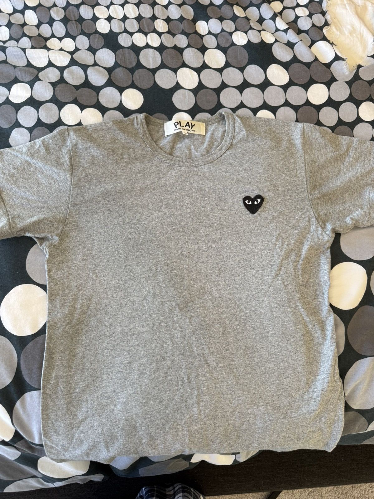 Comme des Garcons COMME DES GARÇONS PLAY Size US L / EU 52-54 / 3 - 1 Thumbnail