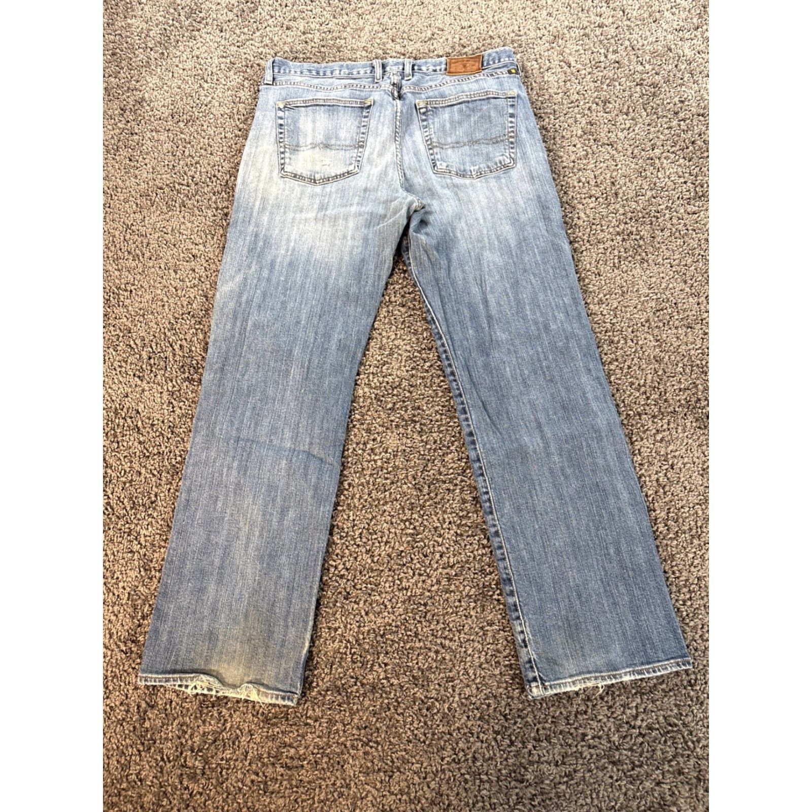 Lucky Brand Lucky Brand 361 Jeans 36x32 Regular Mens Straight Blue Denim Pocket 5-Pocket Distressed Vintage-Style USA Logo Leather Patch Whiskering Size US 36 / EU 52 - 6 Thumbnail