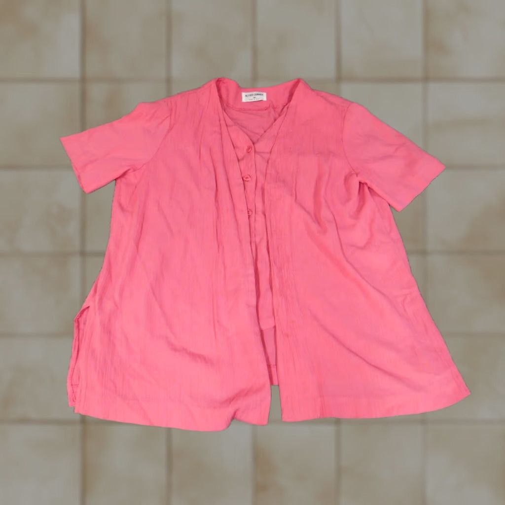 Vintage Alfred Dunner Womens Button-Up Shirt 14 Pink Lined Casual Long Sleeve Collared Polyester Down Regular Fits Womens 14 Pink Button-Up Lined Casual Shirt Size XL / US 12-14 / IT 48-50 - 1 Thumbnail