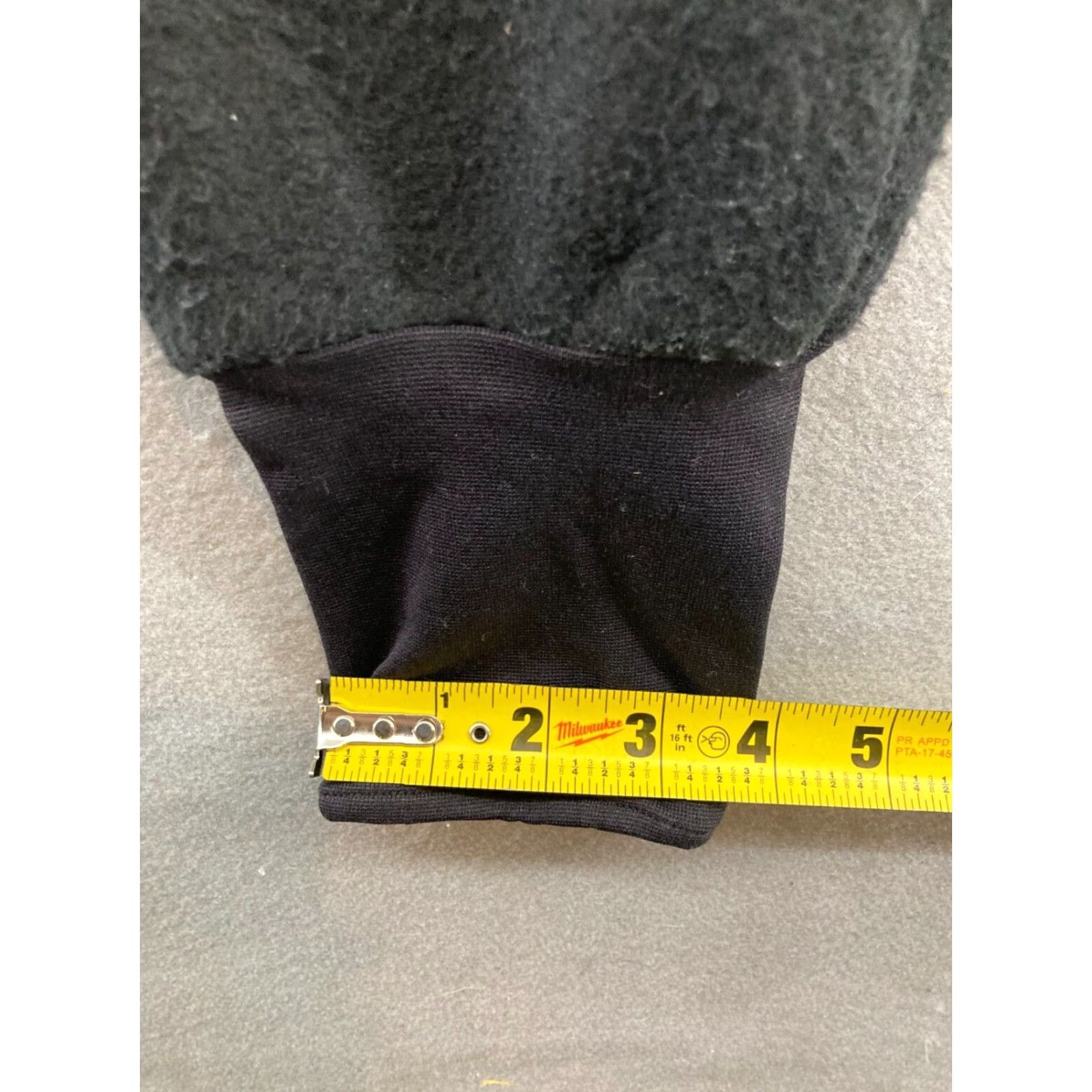 Vintage VINTAGE Columbia Pants M Womens Black Fleece Jogger Pockets Elastic Zip Pocket Outdoor 90s Hiking Mens Women Girls Size 32" / US 10 / IT 46 - 6 Thumbnail