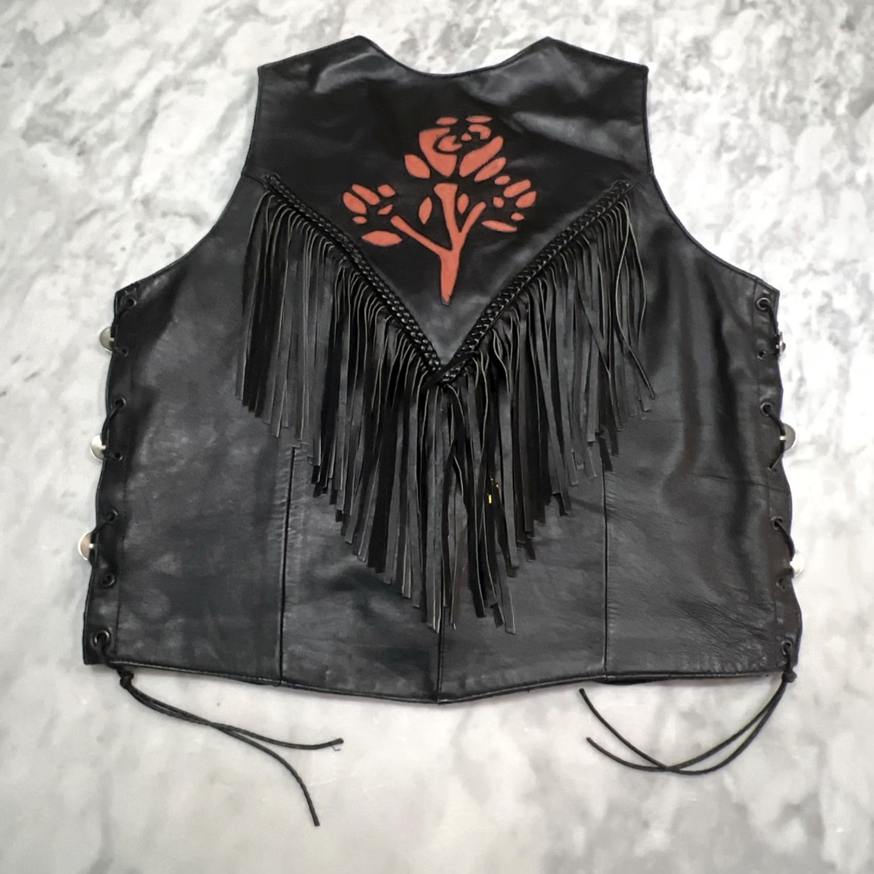 Vintage Bikers Dream Apparel Vest Womens XL Black Leather Floral Fringe Snap Pockets Harley Key Chain Casual Biker Size XL / US 12-14 / IT 48-50 - 7 Thumbnail