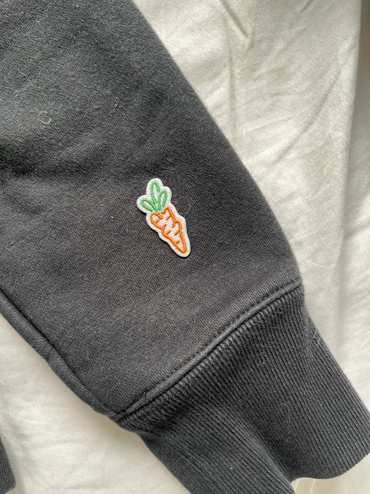 Other Carrots x One Piece Crewneck Sweatshirt S Size US S / EU 44-46 / 1 - 4 Thumbnail