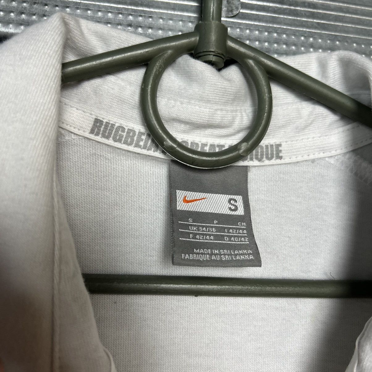 Nike Vintage Nike England Rugby O2 streetwear polo size S Size US S / EU 44-46 / 1 - 6 Thumbnail