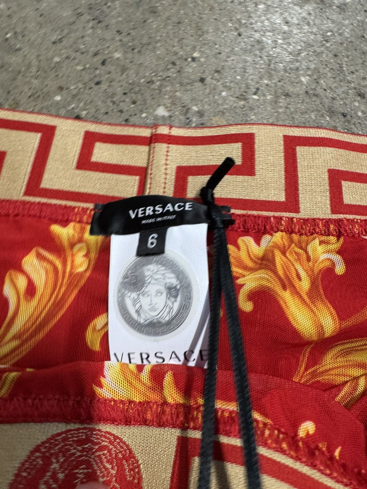 Versace Versace Greca Swim Shorts NEW 450$ Size US 36 / EU 52 - 3 Thumbnail