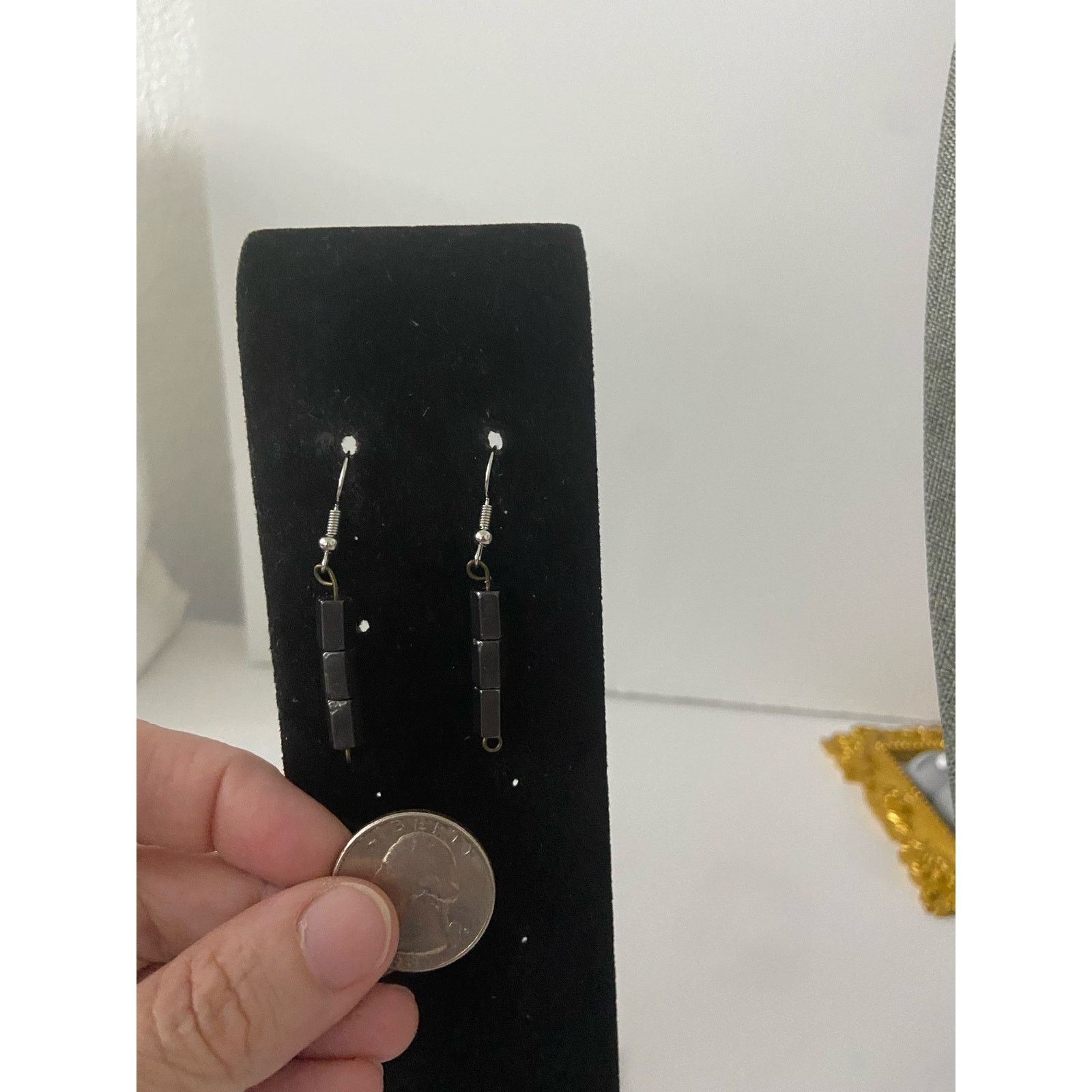 Handmade Handmade magnetic gray bead earrings Size ONE SIZE - 3 Thumbnail