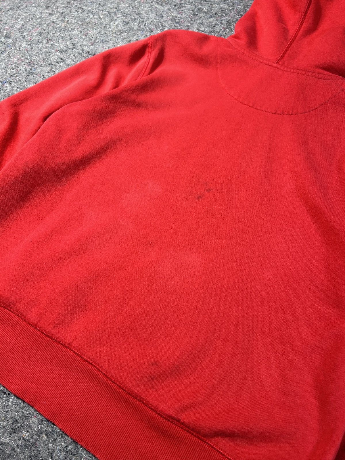 Nike × Vintage Yk2 Nike Red Hoodie L size Size US L / EU 52-54 / 3 - 10 Thumbnail
