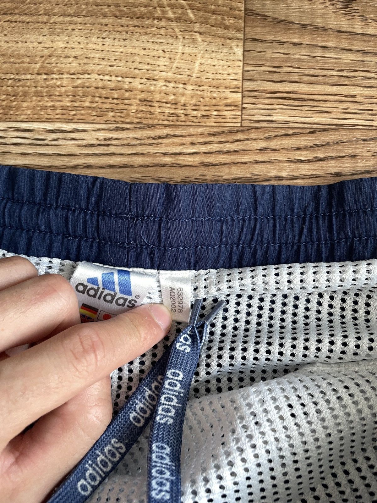 Adidas × Vintage Vintage Adidas shorts streetwear y2k style casual size XL Size US 36 / EU 52 - 5 Thumbnail