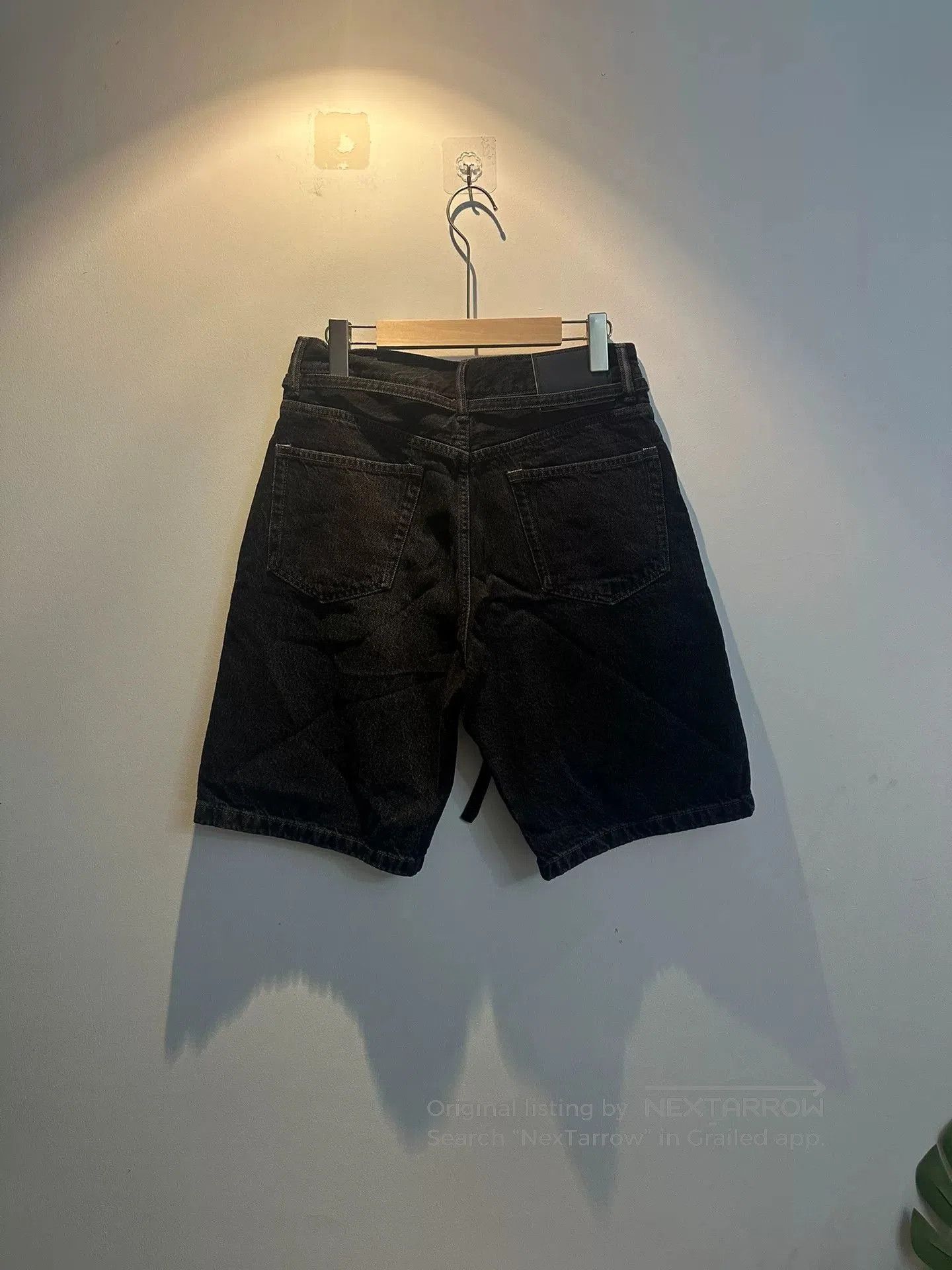 Acne Studios acne studios black denim shorts. Size US 28 / EU 44 - 2 Thumbnail