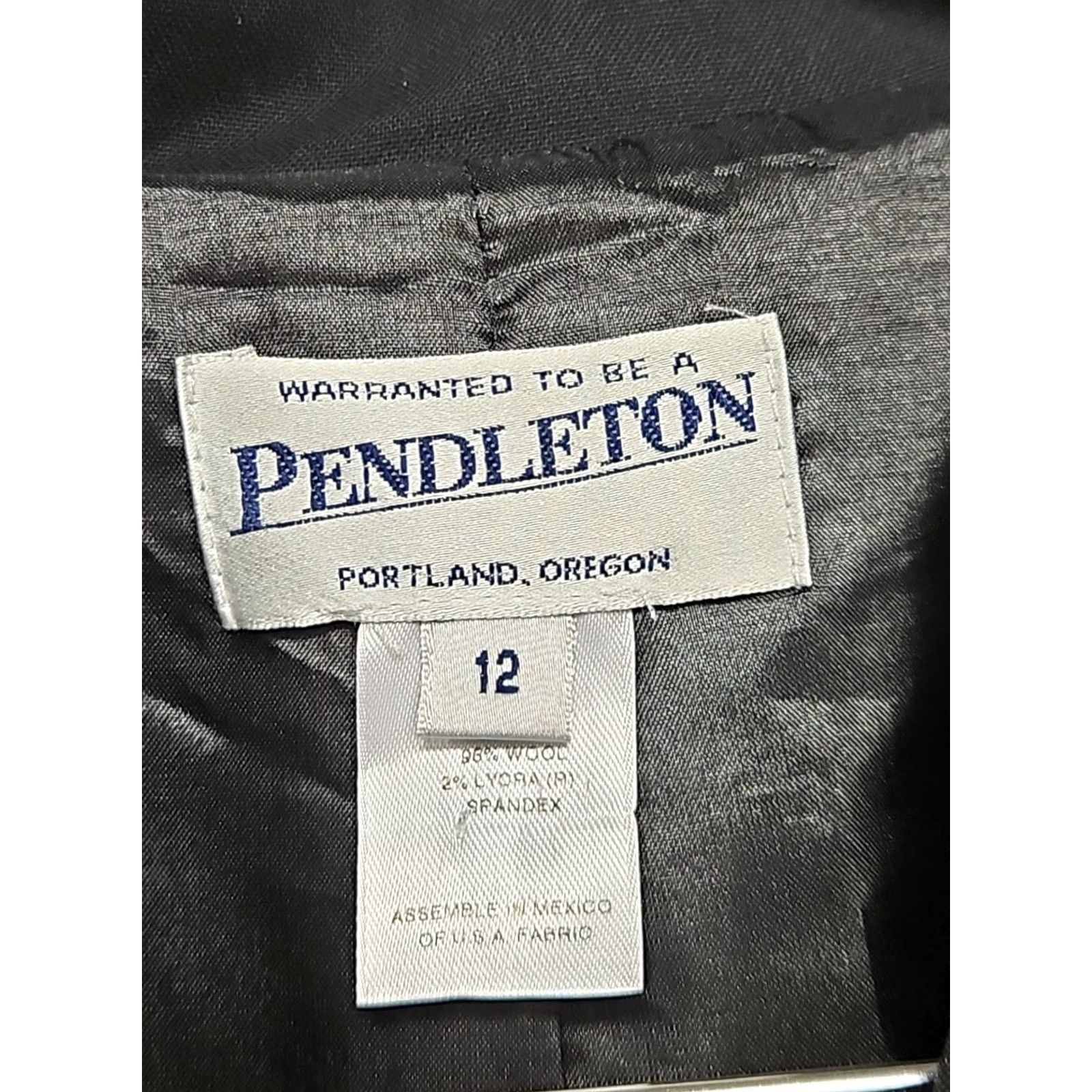 Pendleton VINTAGE? Pendleton Women’s Black Wool Blazer Jacket Size 12 Tailored Career Size XL / US 12-14 / IT 48-50 - 4 Thumbnail