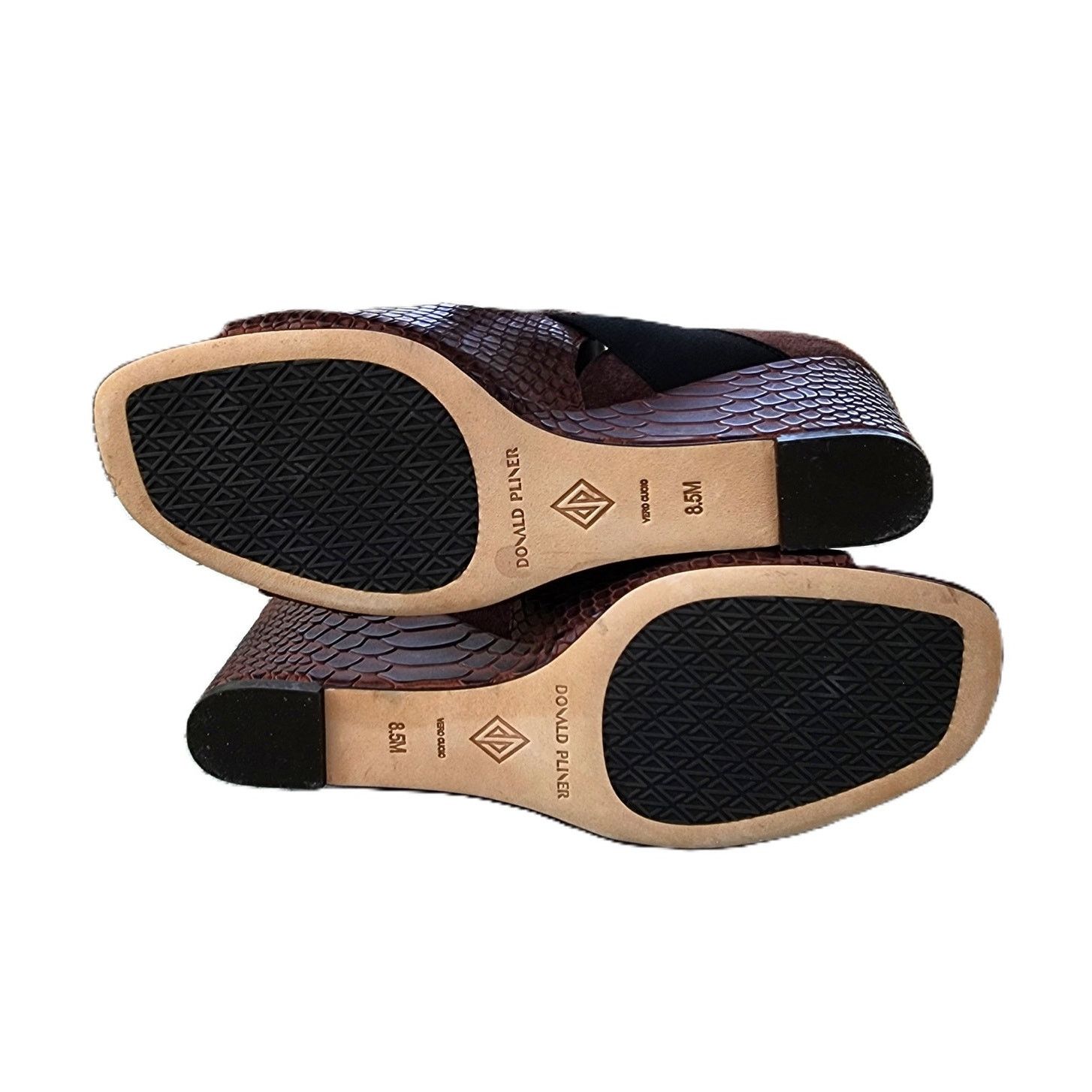 Donald Pliner Donald Pliner Lizzy Snake Embossed Leather Wedge Sandals Size US 8.5 / IT 38.5 - 7 Thumbnail