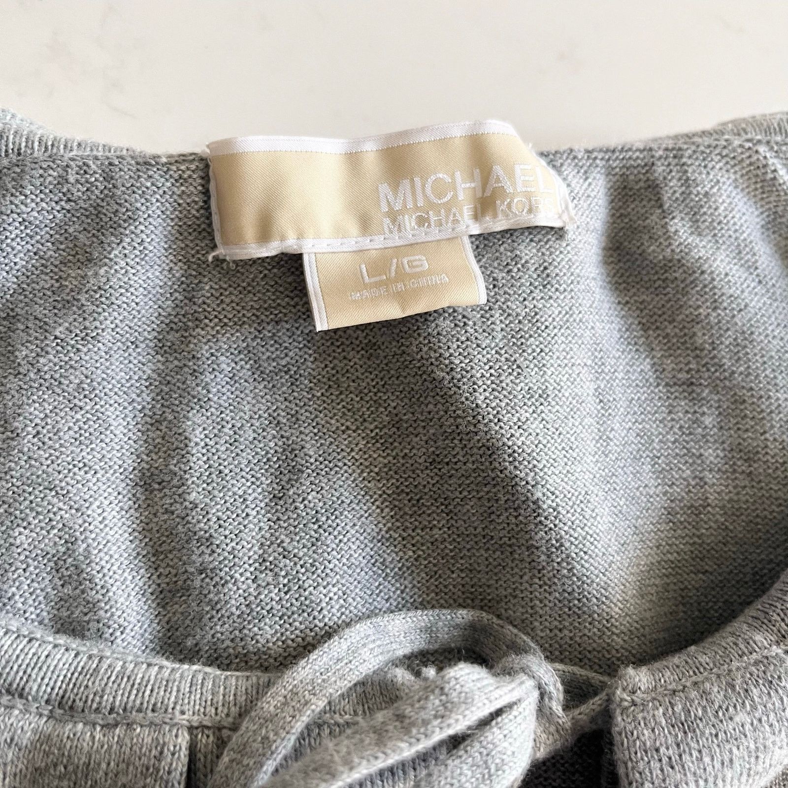 Michael Kors MICHAEL Michael Kors Gray Ruffle Split Tie Neck Sweater Size L / US 10 / IT 46 - 3 Thumbnail