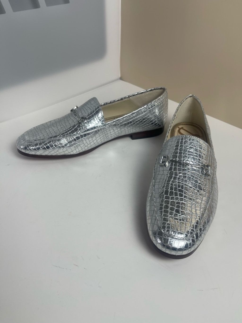 Sam Edelman Sam Edelman Loraine Leather Loafers 9 Silver Metallic Croco Size US 9 / IT 39 - 9 Thumbnail