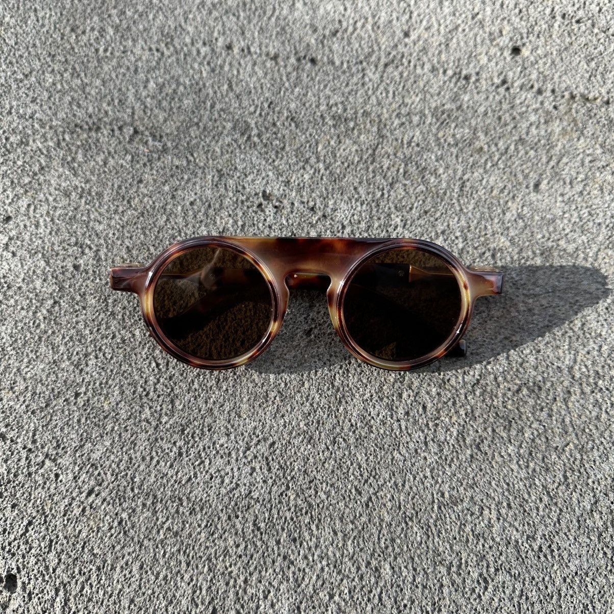 Other SUNGLASSES BRAND NEW CLASSIC RETRO VINTAGE YT8941-04 Size ONE SIZE - 1 Thumbnail