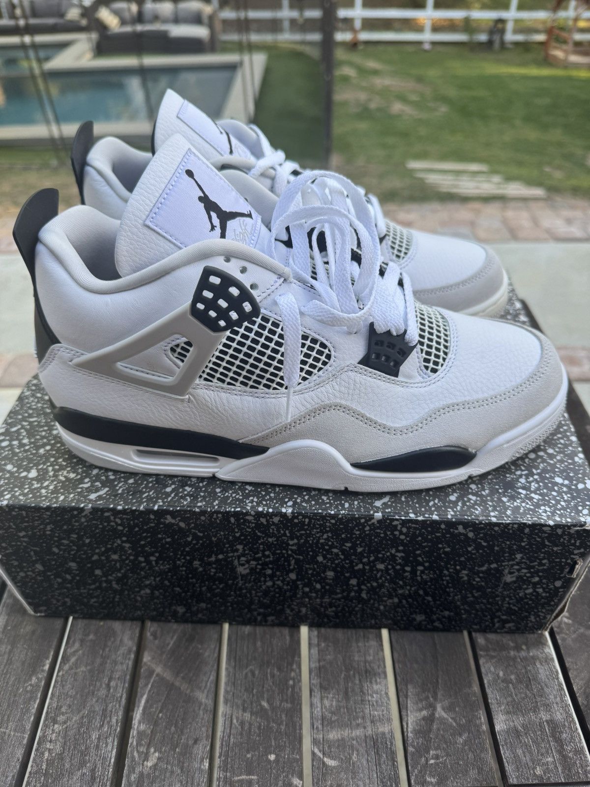 Nike Air Jordan 4 Retro Sneakers Size US 11 / EU 44 - 4 Thumbnail