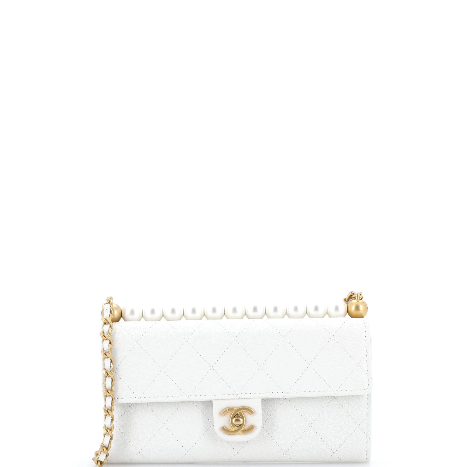 Chanel Chic Pearls Clutch with Chain Size ONE SIZE - 1 Thumbnail