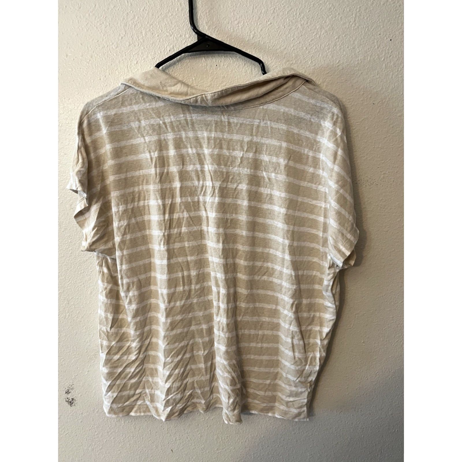 Lands' End Lands' End Women's Polo Shirt Beige Striped V-Neck Short Sleeve Linen Blend Size Large Top Casual Size L / US 10 / IT 46 - 3 Thumbnail