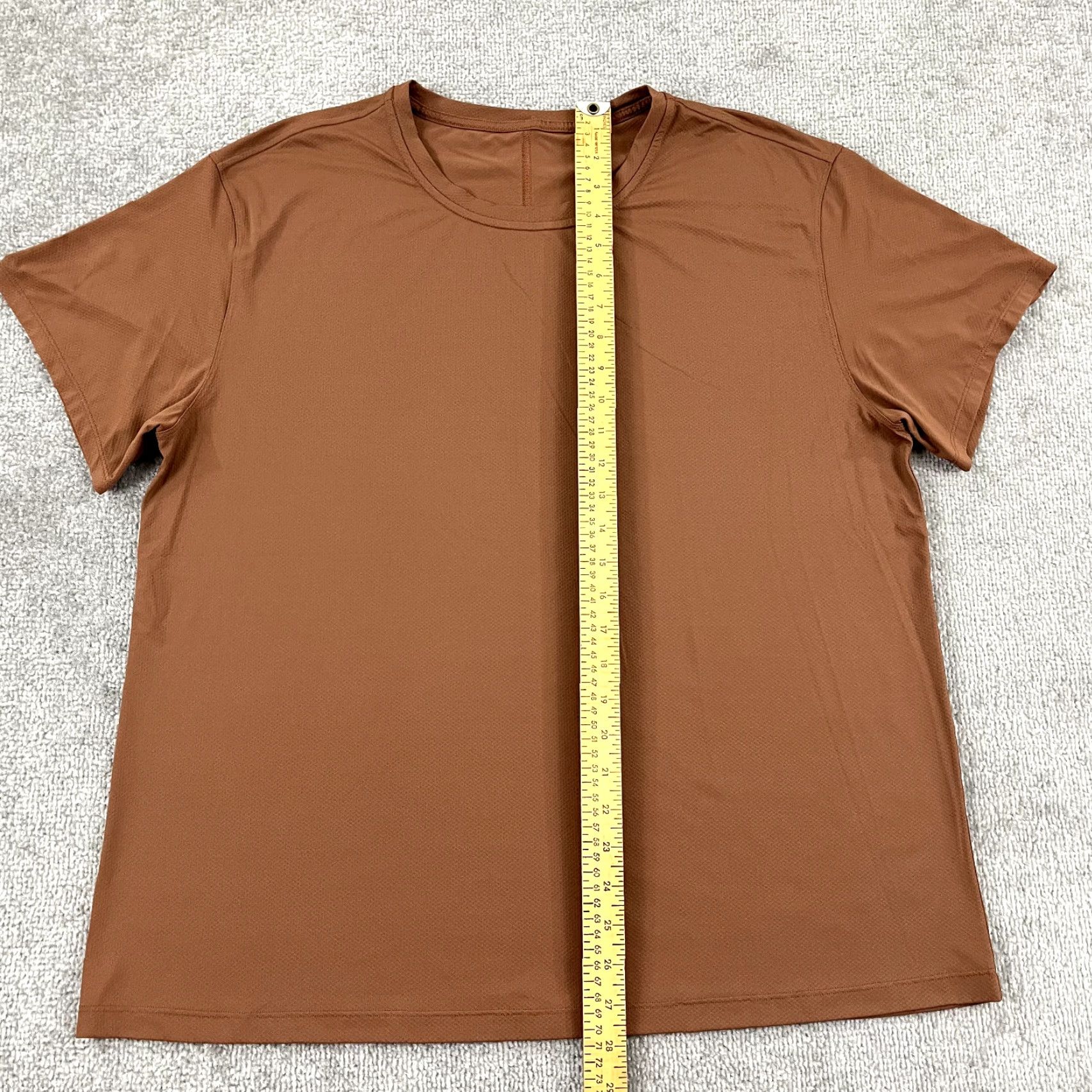 Lululemon LULULEMON Shirt Men Large/XL Brown Athletic Workout Gym Training Running Stretch Shirt Mens Large Brown Classic Athletic Sports Size US L / EU 52-54 / 3 - 4 Thumbnail