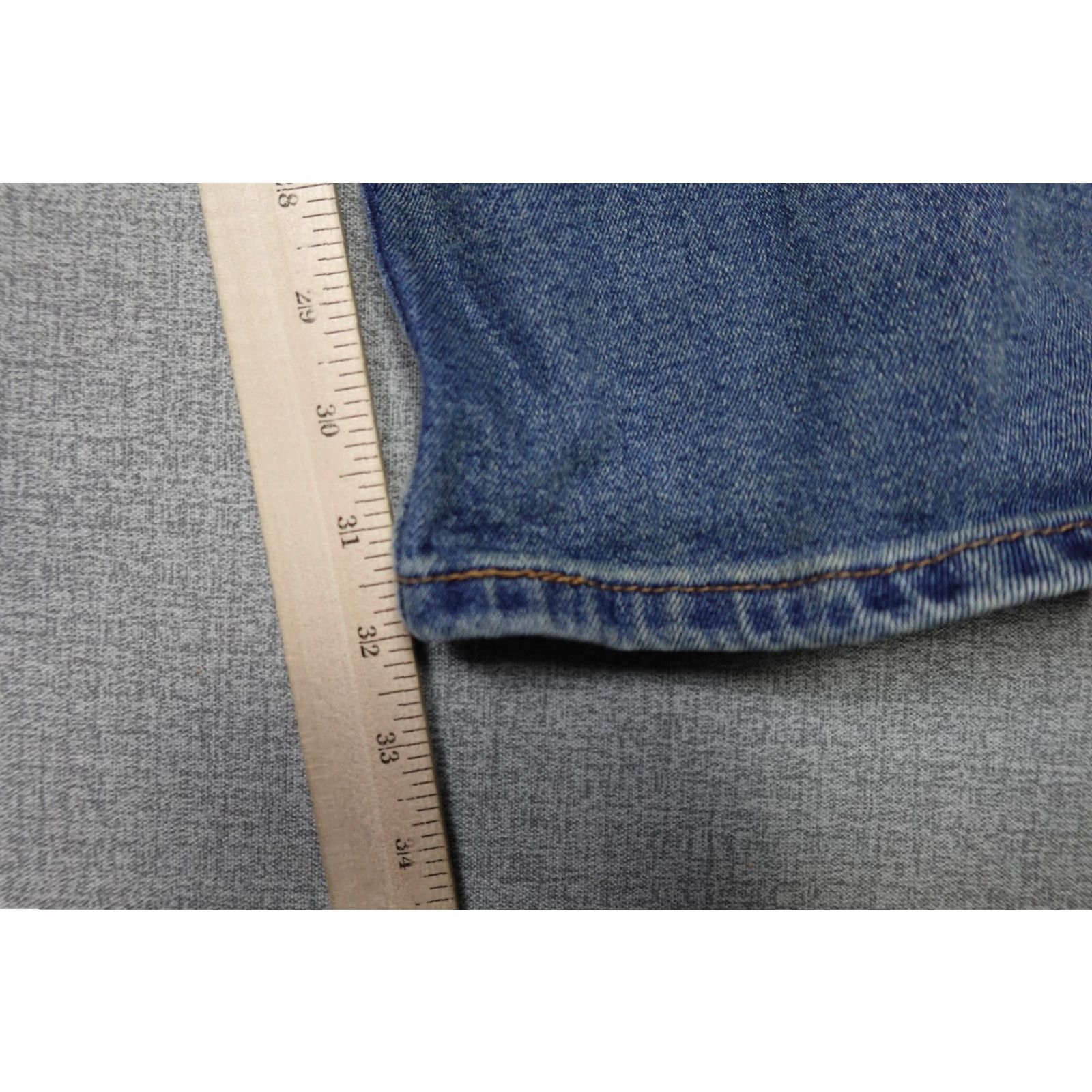 Levi's Levi's 505 Jeans Mens 30x32 Blue Regular Fit Western Cowboy Rancher Light Wash Size US 30 / EU 46 - 7 Thumbnail