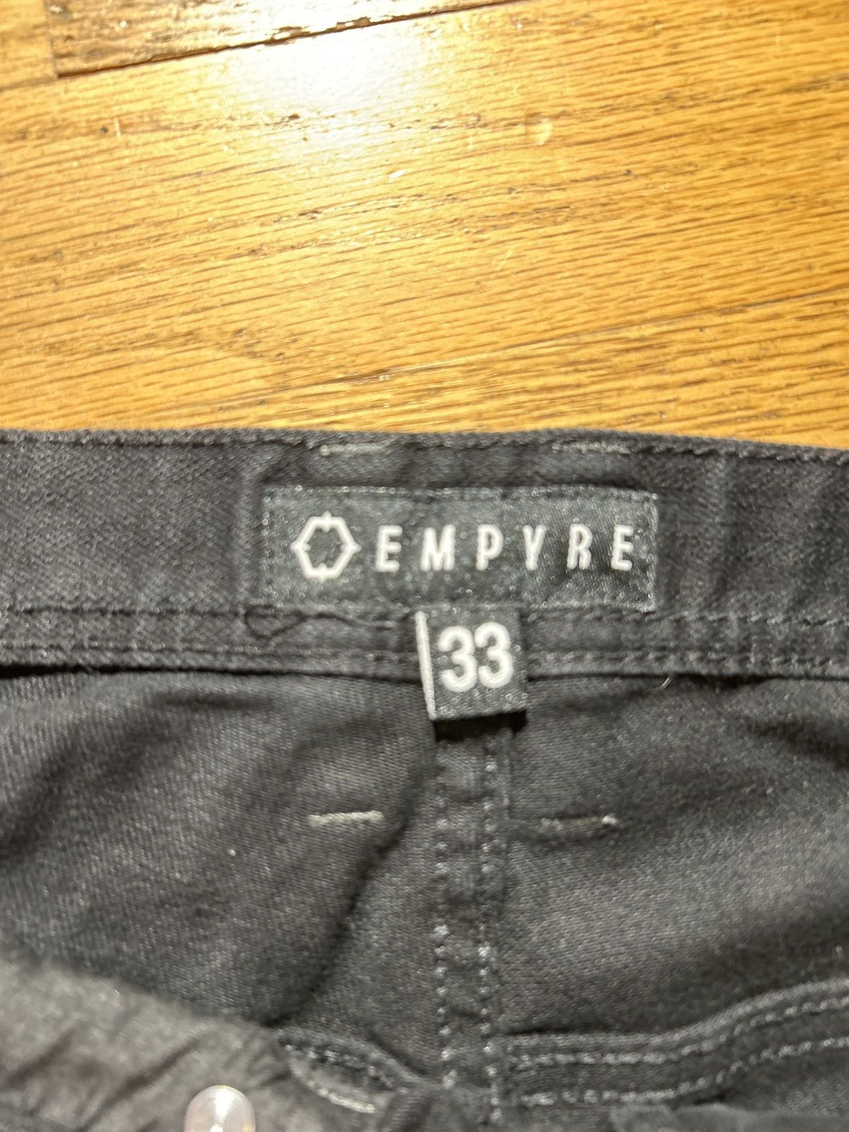 Empyre [OUT OF PRINT] Empyre distressed black jeans Size US 33 - 4 Thumbnail