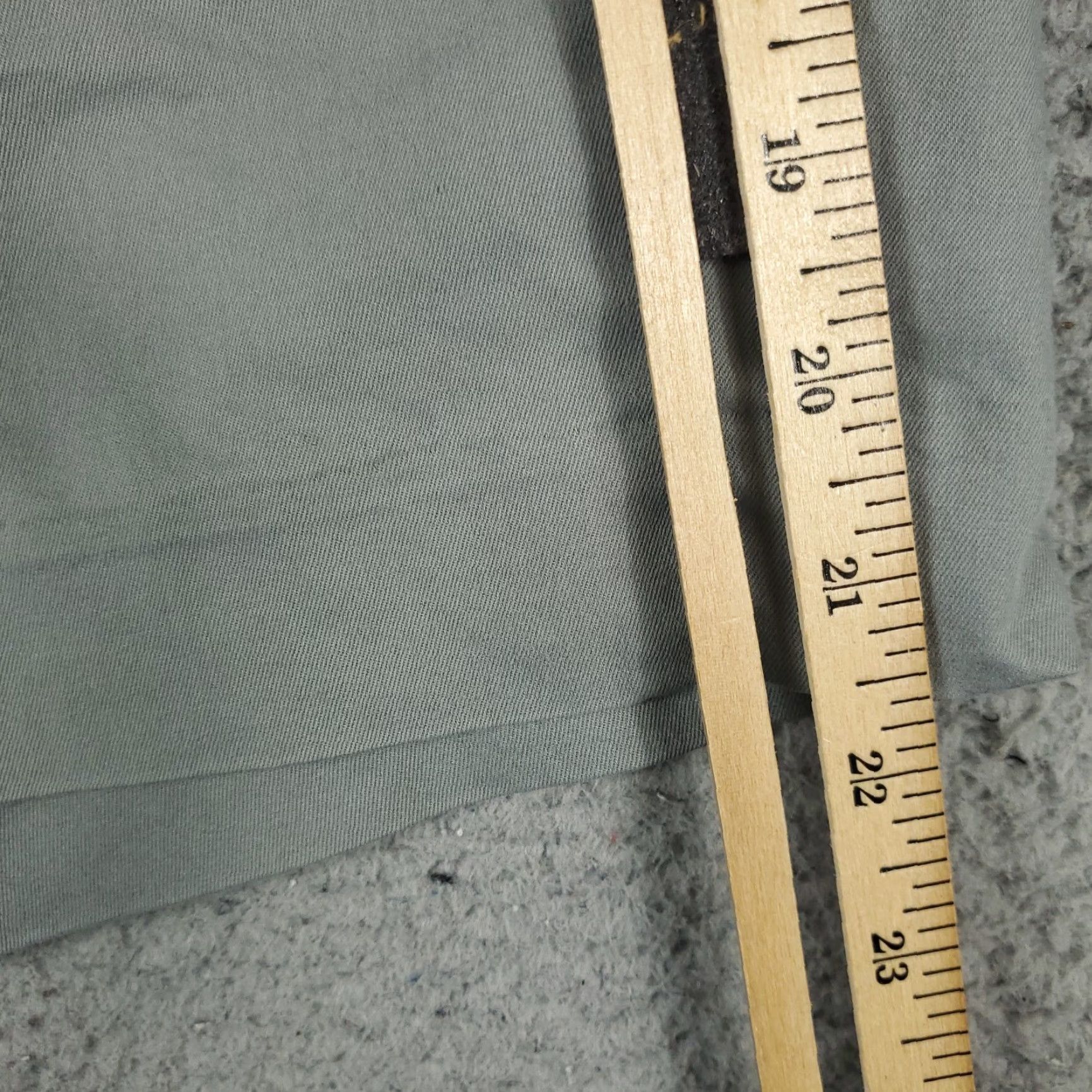 Ralph Lauren VINTAGE Ralph Lauren Men's Shorts Waist 40 Gray Chino Flat Front Casual Classic Size US 40 / EU 56 - 5 Thumbnail