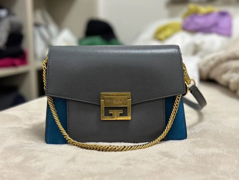 Givenchy Givenchy Small GV3 Bag Size ONE SIZE - 1 Thumbnail