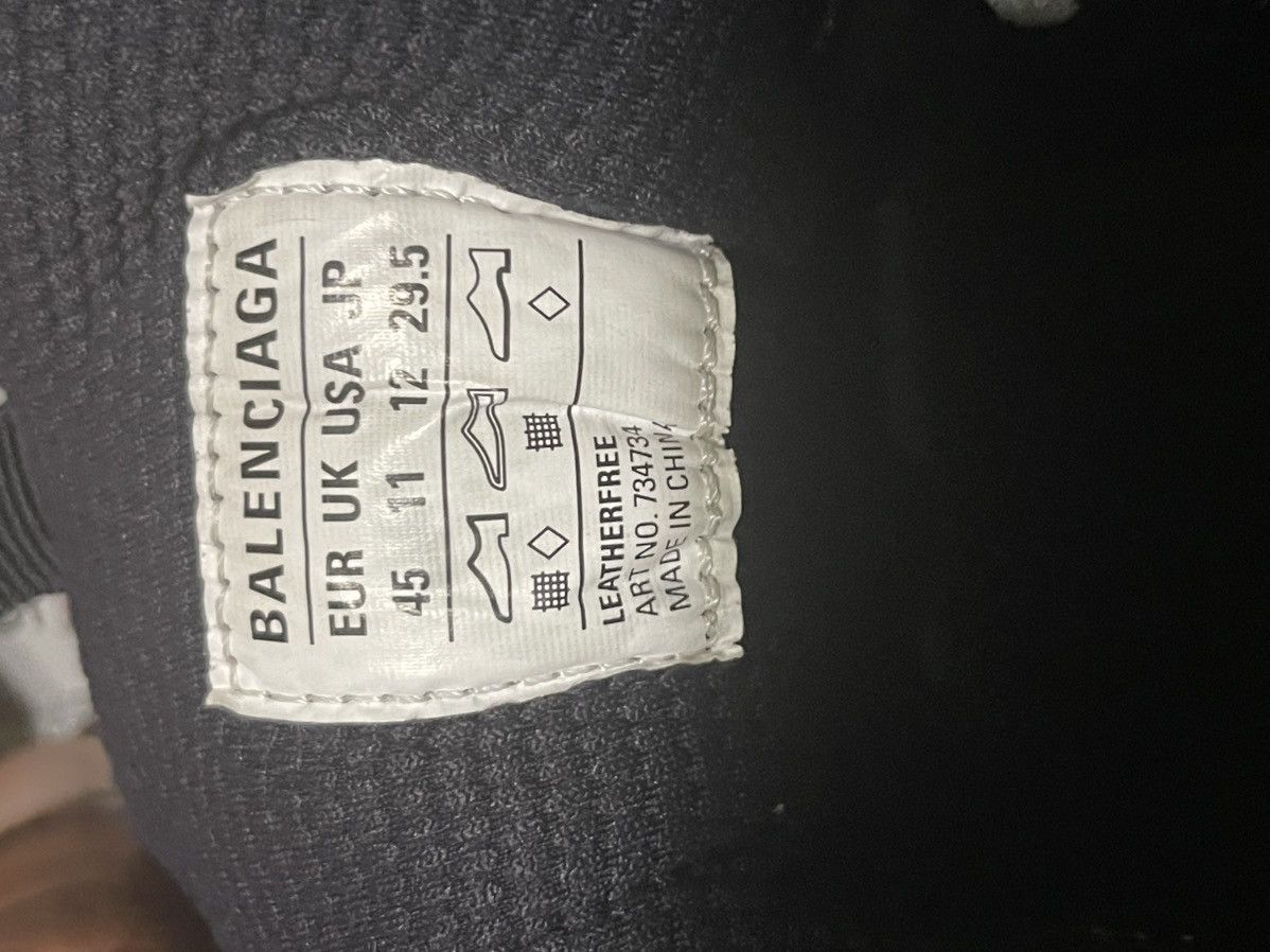Balenciaga MEN'S 3XL SNEAKER IN GREY Size US 12 / EU 45 - 3 Thumbnail