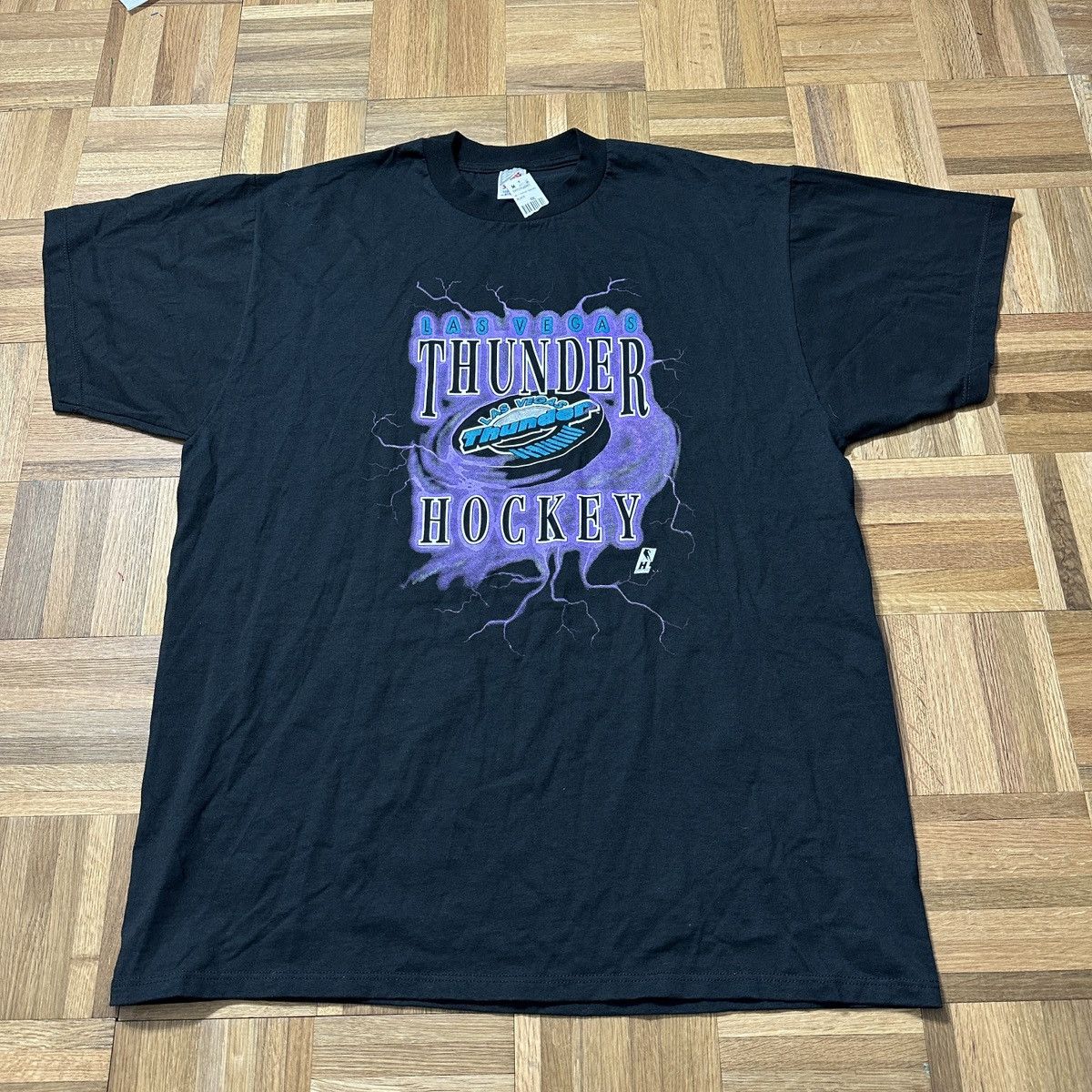 Jerzees Vintage Las Vegas Thunder tee Size US XXL / EU 58 / 5 - 1 Thumbnail