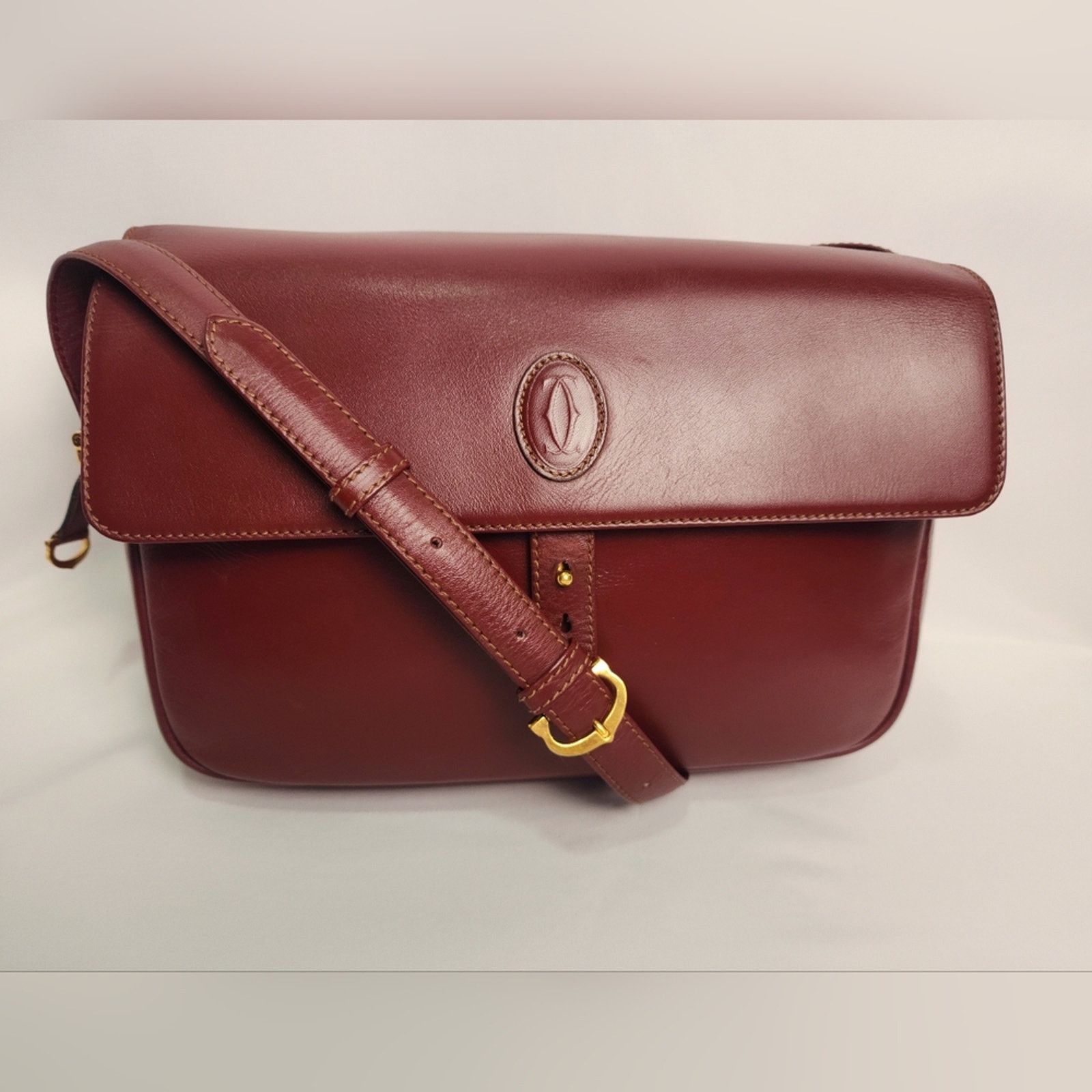 Cartier Cartier Burgundy Bordeaux Leather Shoulder Bag Size ONE SIZE - 1 Thumbnail