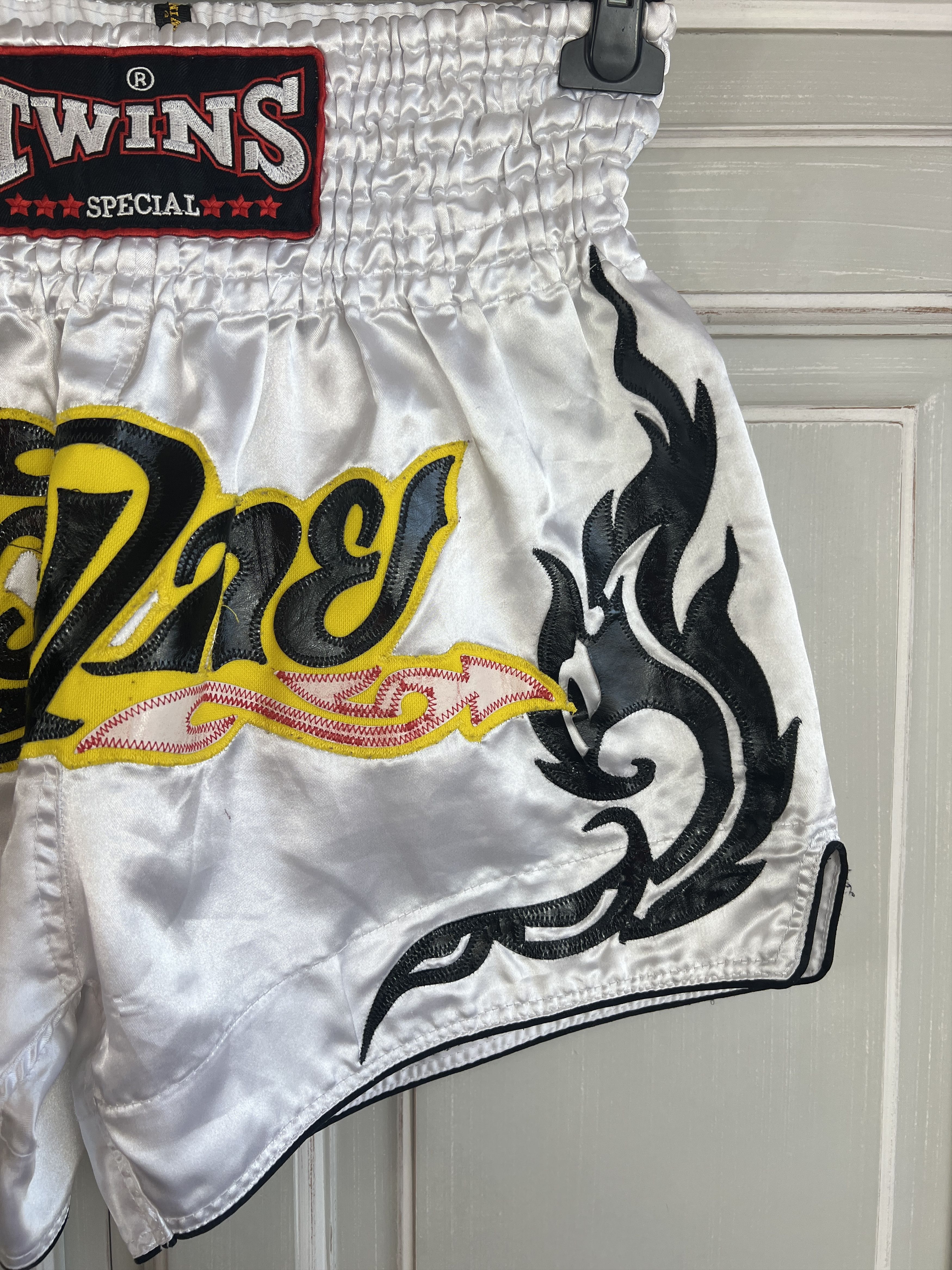 Vintage VINTAGE MUAY THAI BOXING TWINS SHORTS Size US 30 / EU 46 - 4 Thumbnail