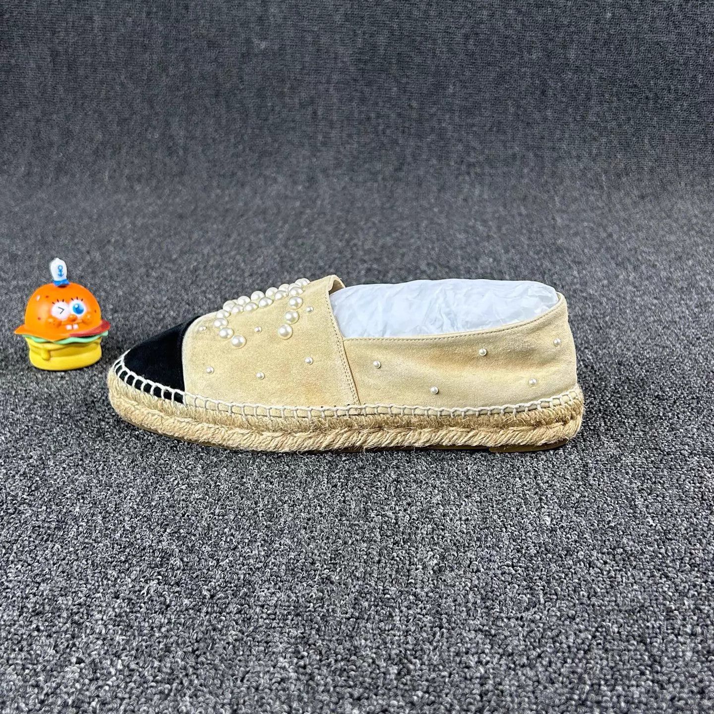 Chanel Chanel Pearl CC Suede Fisherman Slipper 38 Size US 7.5 / IT 37.5 - 3 Thumbnail