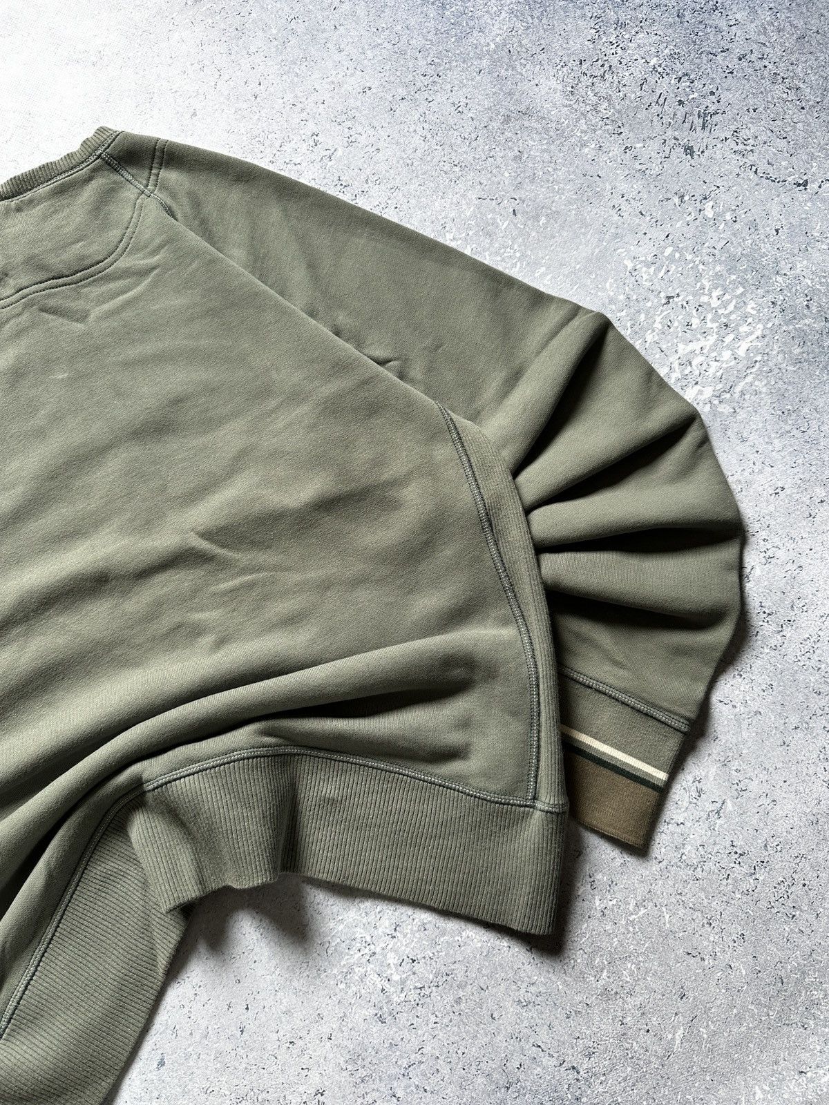 Diesel × Vintage Vintage Diesel Reversed Logo Sweatshirt Olive Spellout Faded Size US L / EU 52-54 / 3 - 10 Thumbnail