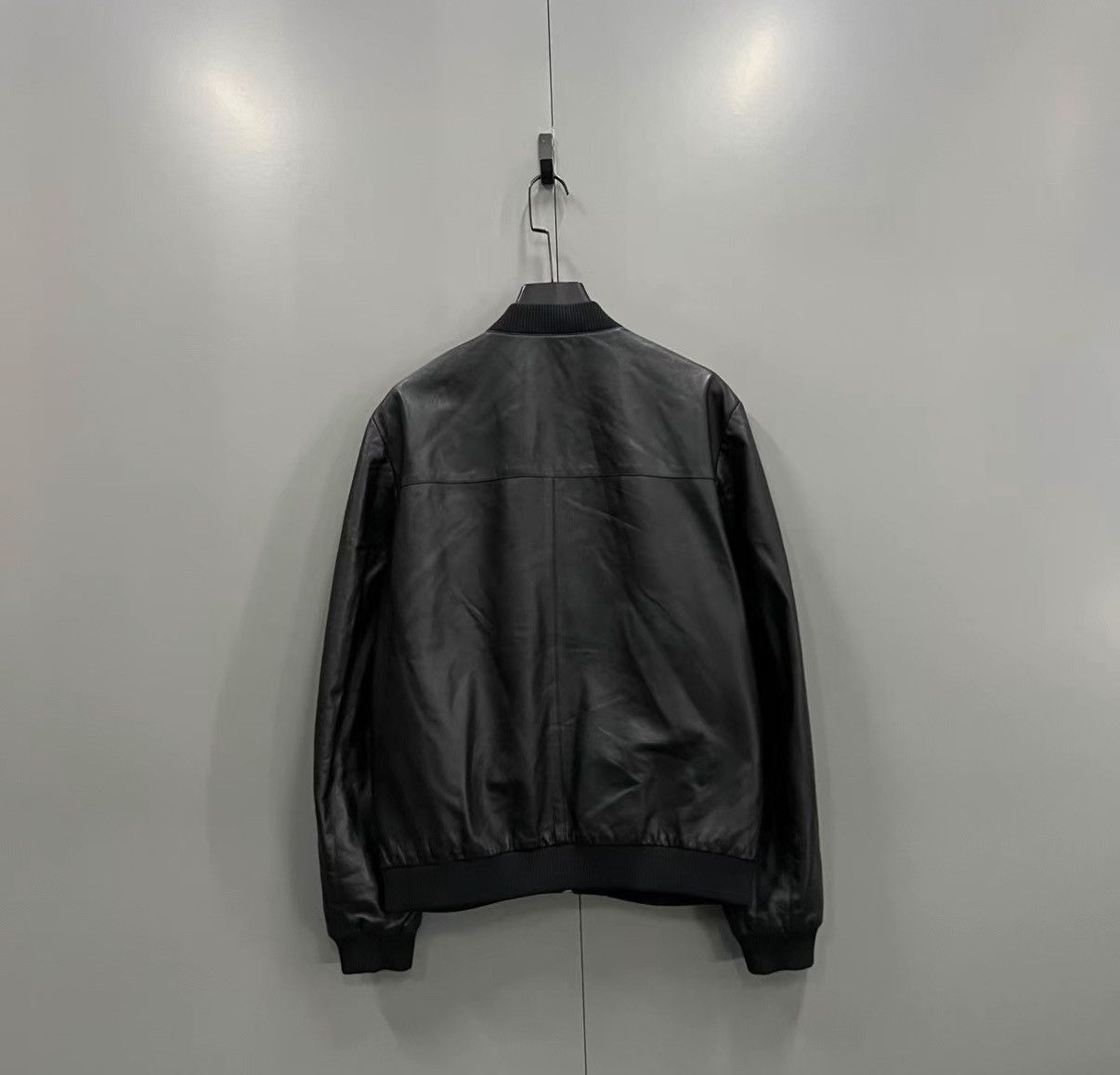 Prada Prada black triangle logo reversible leather jacket J41 Size US L / EU 52-54 / 3 - 2 Thumbnail