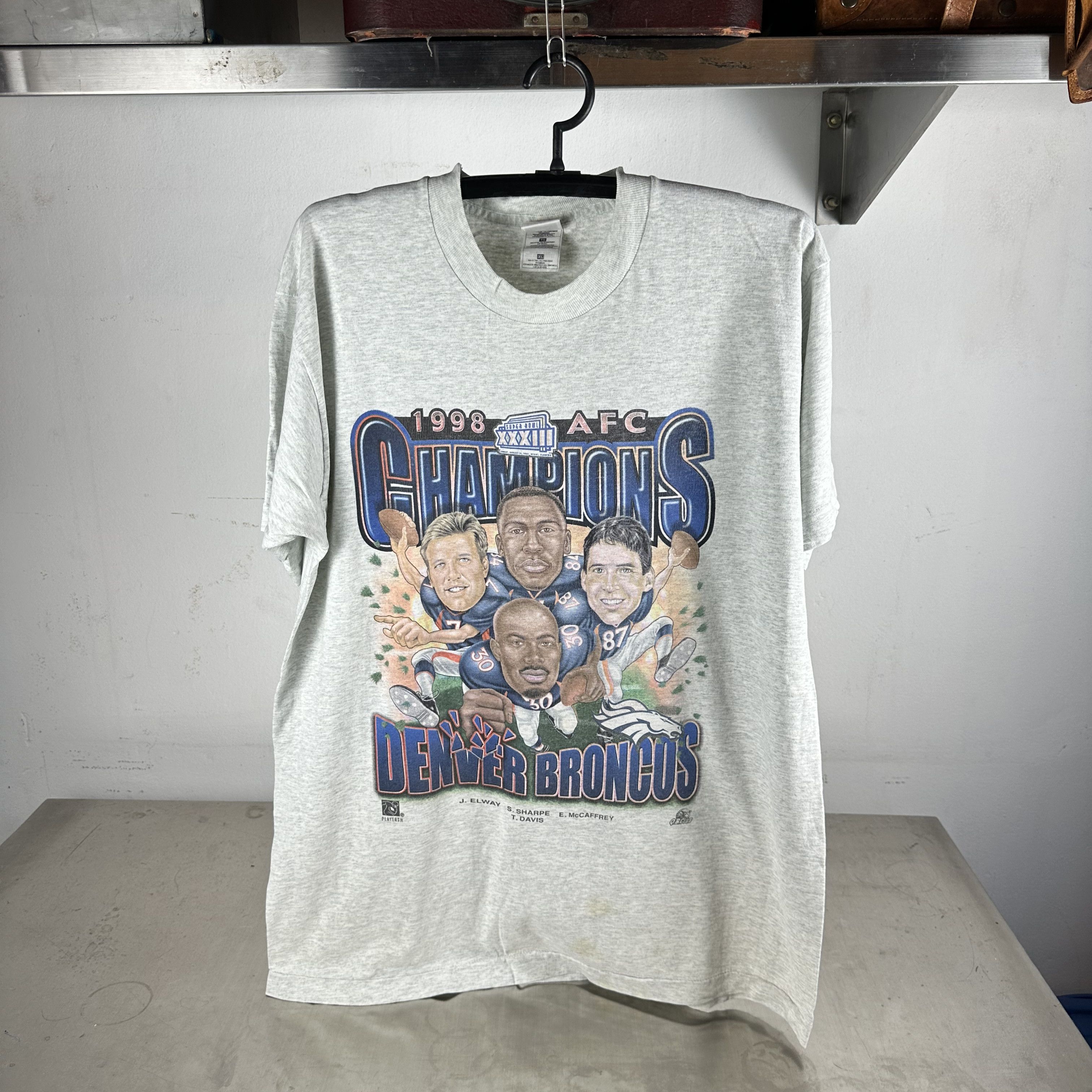 Vintage 1998 Denver Broncos NFL AFC Champions Caricature T-shirt Size US XL / EU 56 / 4 - 1 Thumbnail