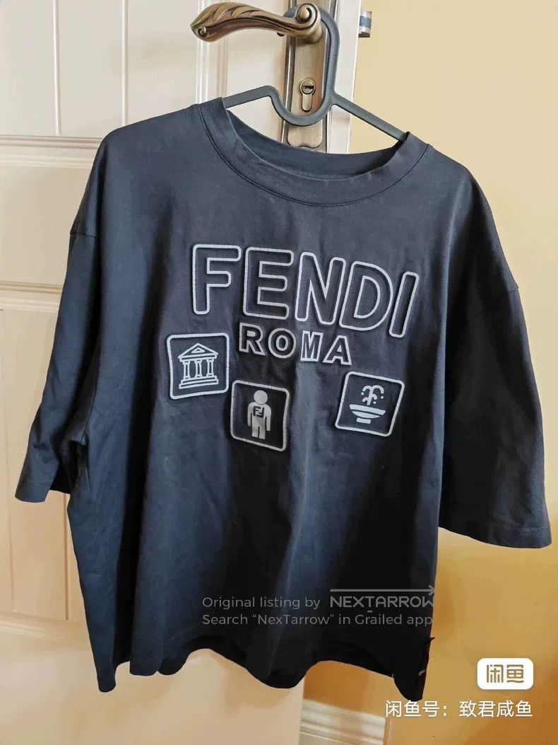 Fendi Fendi Logo Printed Knit Short Sleeve Size US M / EU 48-50 / 2 - 1 Thumbnail
