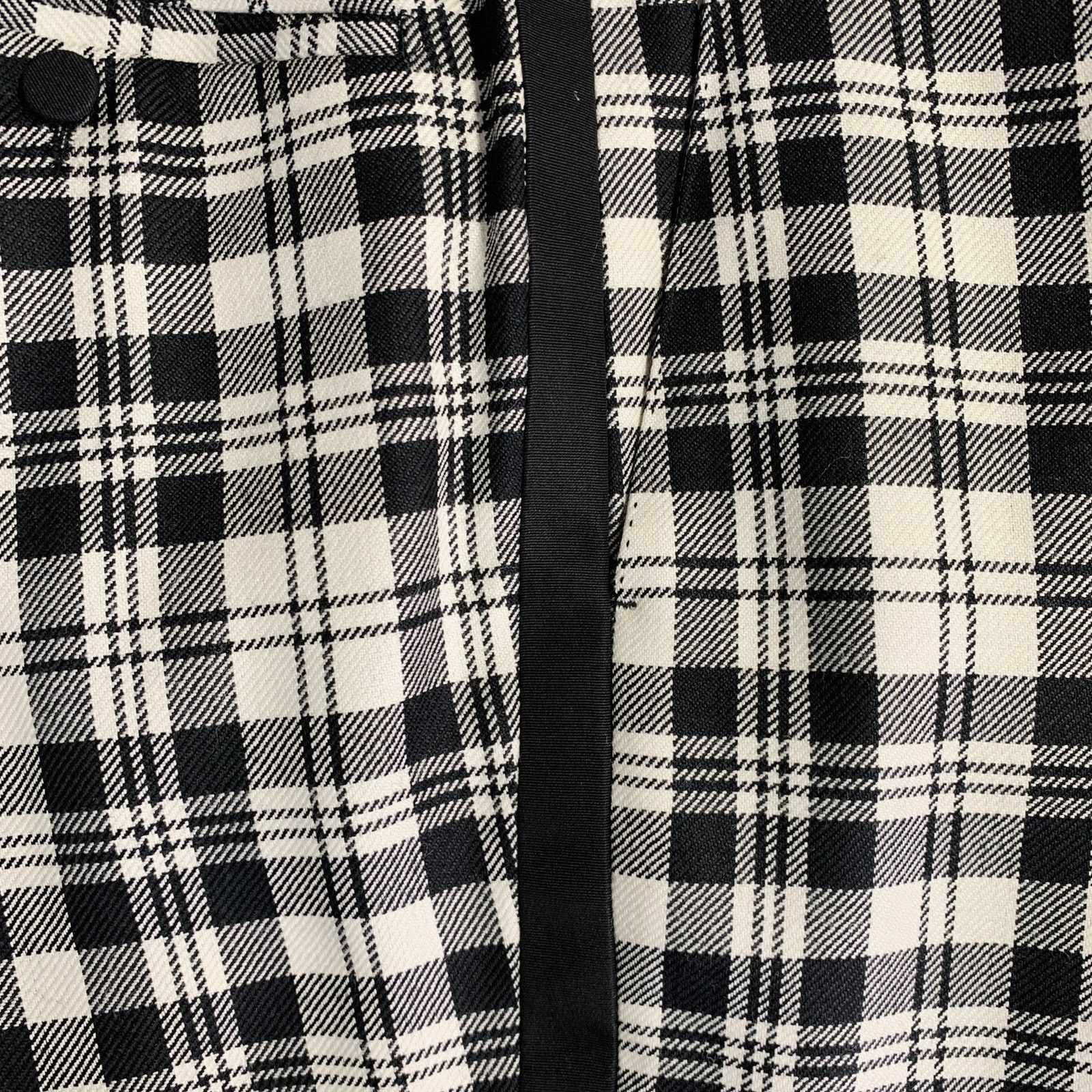 Burberry Black White Plaid Wool Mohair Side Tabs Tapered Dress Pants Size US 36 / EU 52 - 5 Thumbnail
